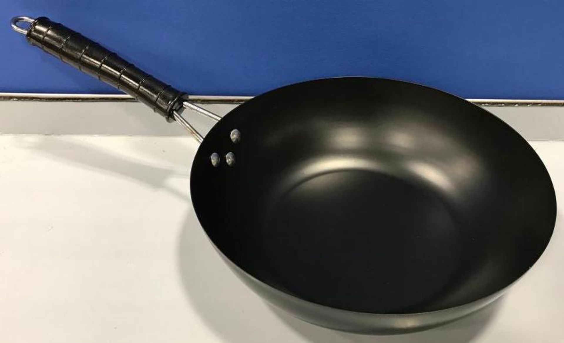 11" CARBON STEEL NON-STICK WOK, UPDATE WOK-11 - NEW - Image 2 of 4