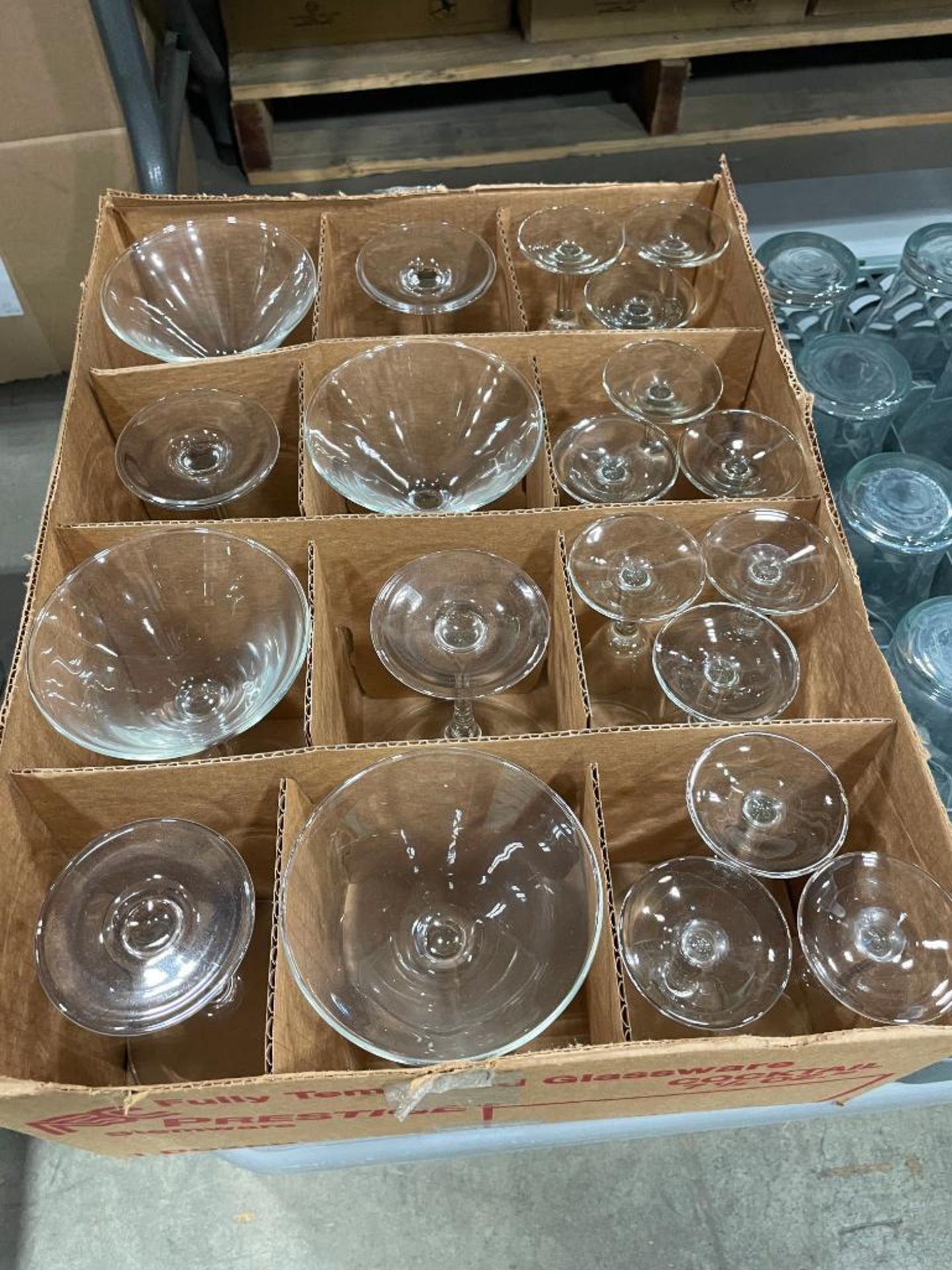 (3) DISHWASHER TRAYS OF ASSORTED GLASSWARE INCLUDING: WATER GLASSES, WINE GLASSES & SWING TOP BOTTLE - Image 2 of 12