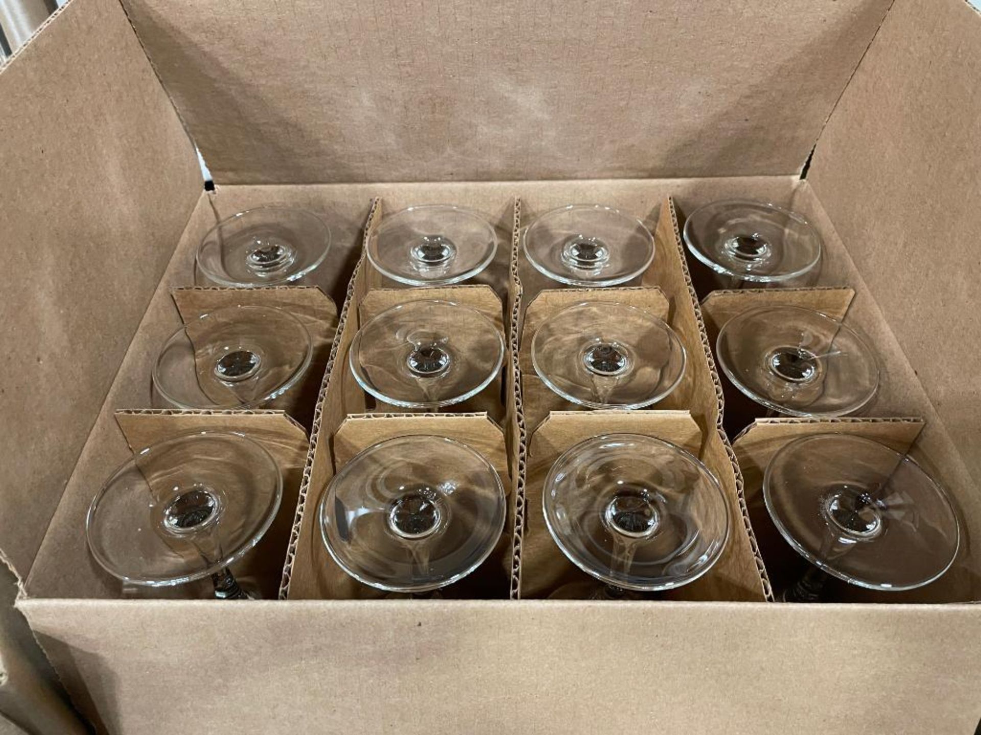 2 CASES OF NUANCE 8.5OZ WINE GLASSES, 12 PER CASE, ARCOROC 43874 - NEW - Image 3 of 7