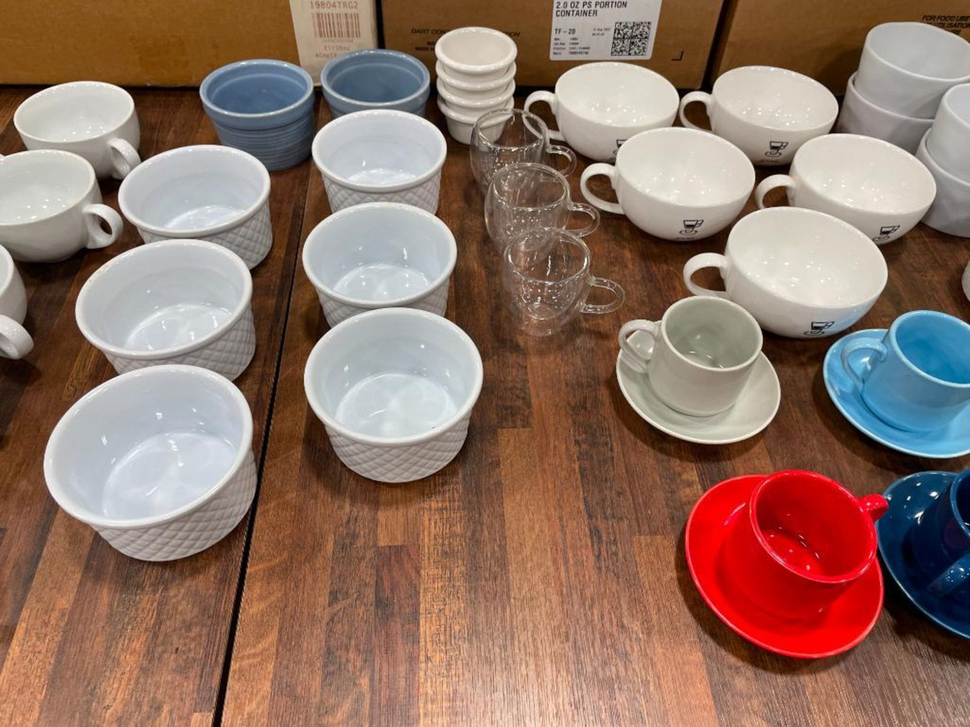 LOT OF ASSORTED COFFEE CUPS/ESPRESSO CUPS - Image 3 of 11