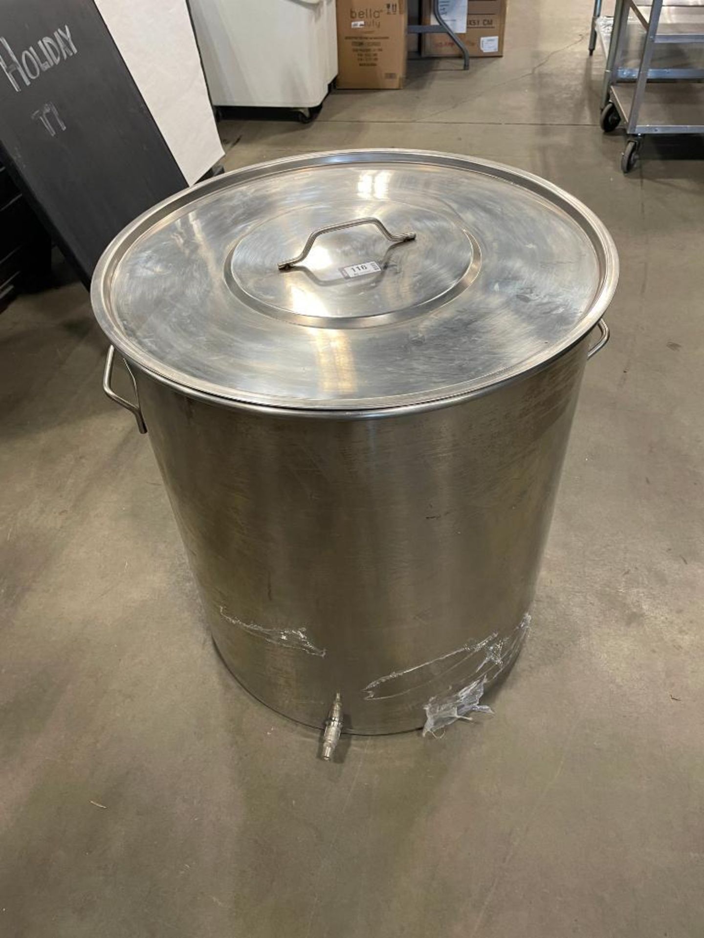APPROX. 320 QT STAINLESS STEEL POT WITH SPOUT - Image 5 of 9