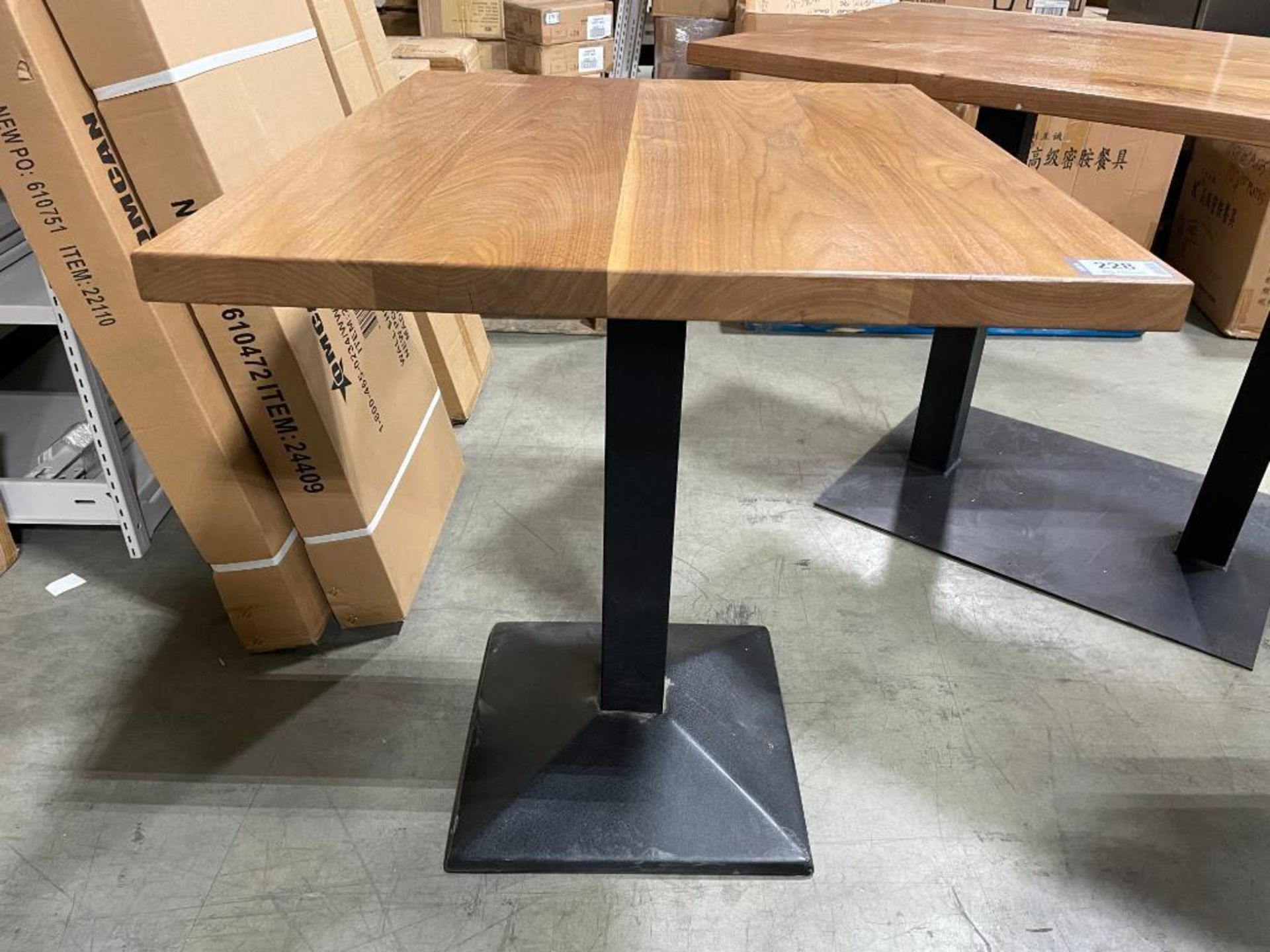 30" X 24" WOOD TOP SINGLE PEDESTAL TABLE - Image 3 of 4