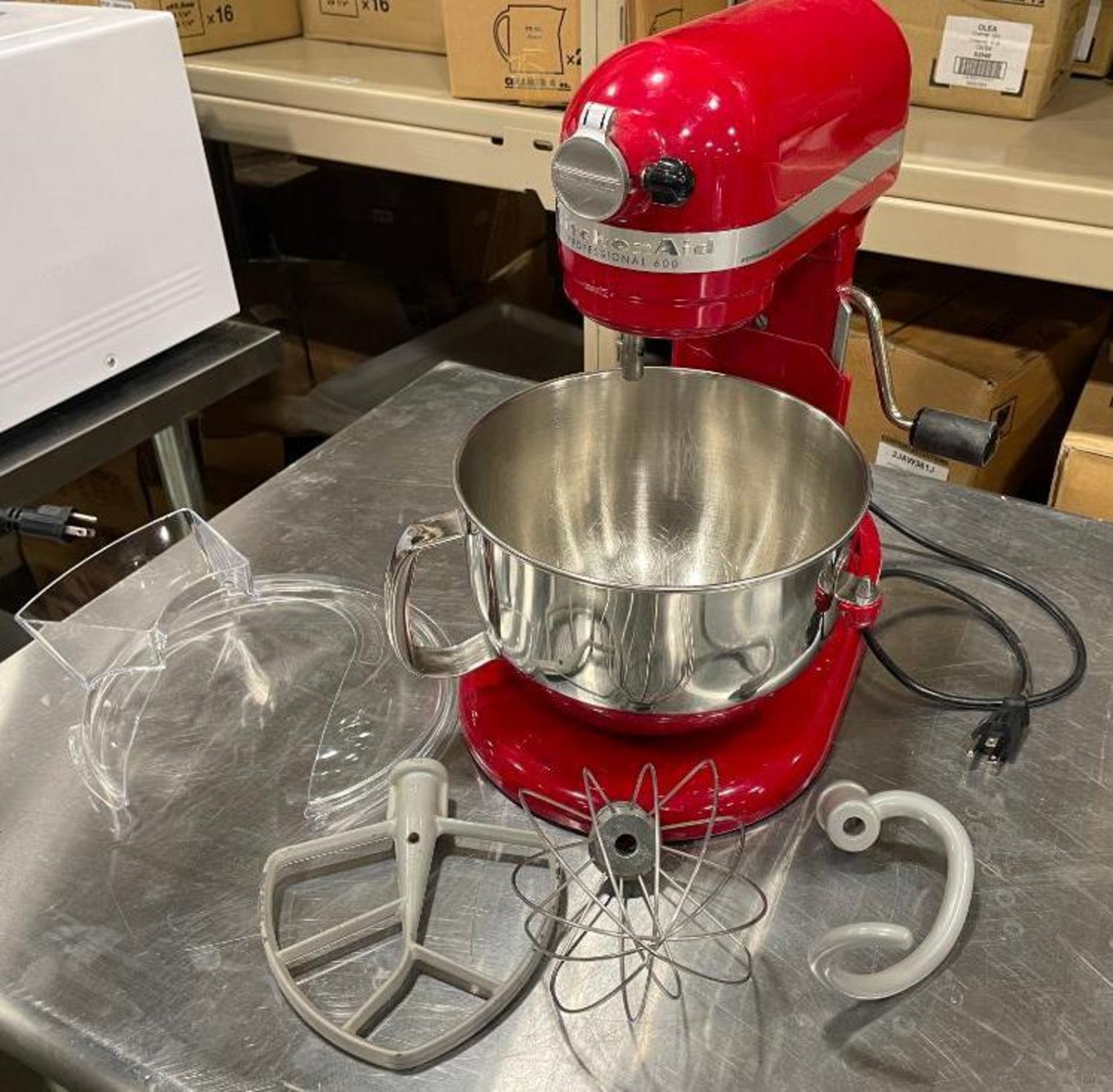 KITCHENAID PROFESSIONAL 600 SERIES 6-QUART BOWL-LIFT STAND MIXER WITH BOWL & ATTACHMENTS - Image 14 of 14