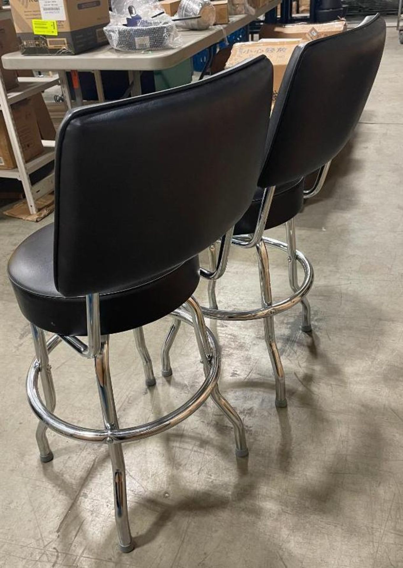 (2) BLACK HIGH BACK SWIVEL STOOL WITH FOOT RAIL - Image 4 of 6