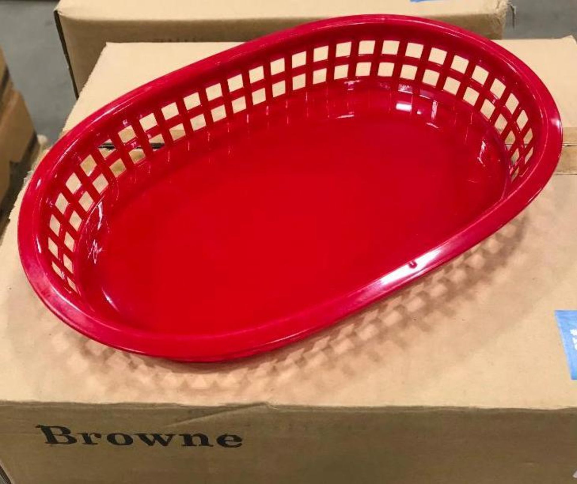 10" OVAL PLASTIC FOOD RED BASKETS, BROWNE 496FR - LOT OF 144 - NEW