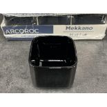 MEKKANO 2-7/8" BLACK SQUARE 7OZ BOWLS, ARCOROC N6652 - LOT OF 24