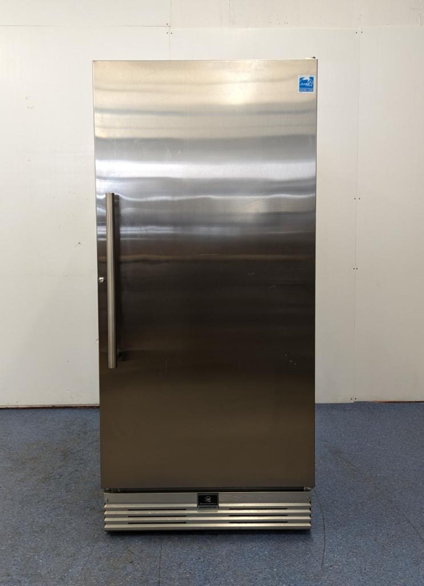 KELVINATOR COMMERCIAL KCBM180RQYA STAINLESS STEEL SINGLE DOOR COOLER - Image 3 of 10