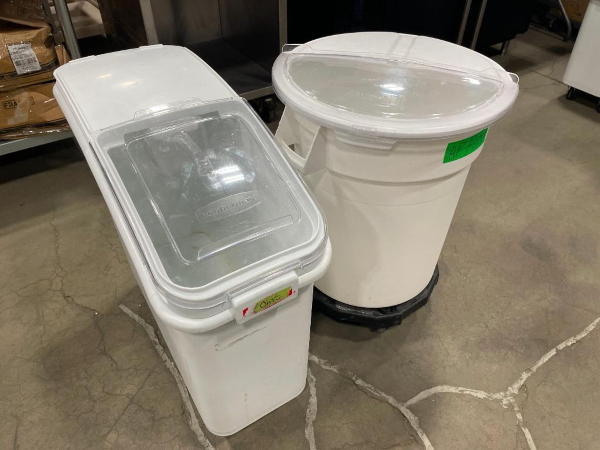 (1) RUBBERMAID MOBILE INGREDIENT BIN & (1) WINCO ROUND MOBILE INGREDIENT BIN ON CART - Image 12 of 12