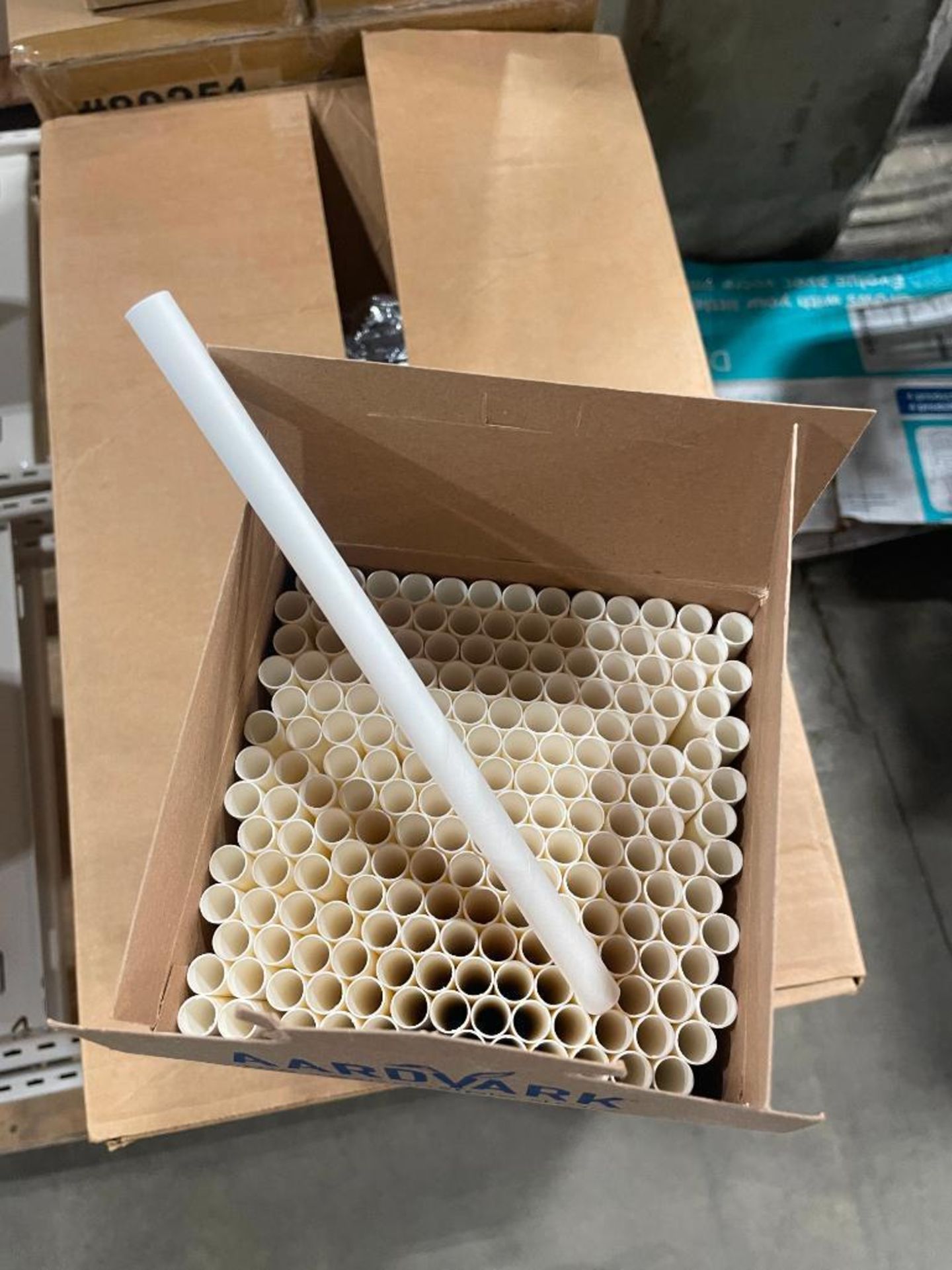 LOT OF HOT FOOD TAKE OUT CONTAINERS, PAPER STRAWS, HOT DOG TAKEOUT BOXES & 2OZ PORTION CUPS - Image 14 of 15