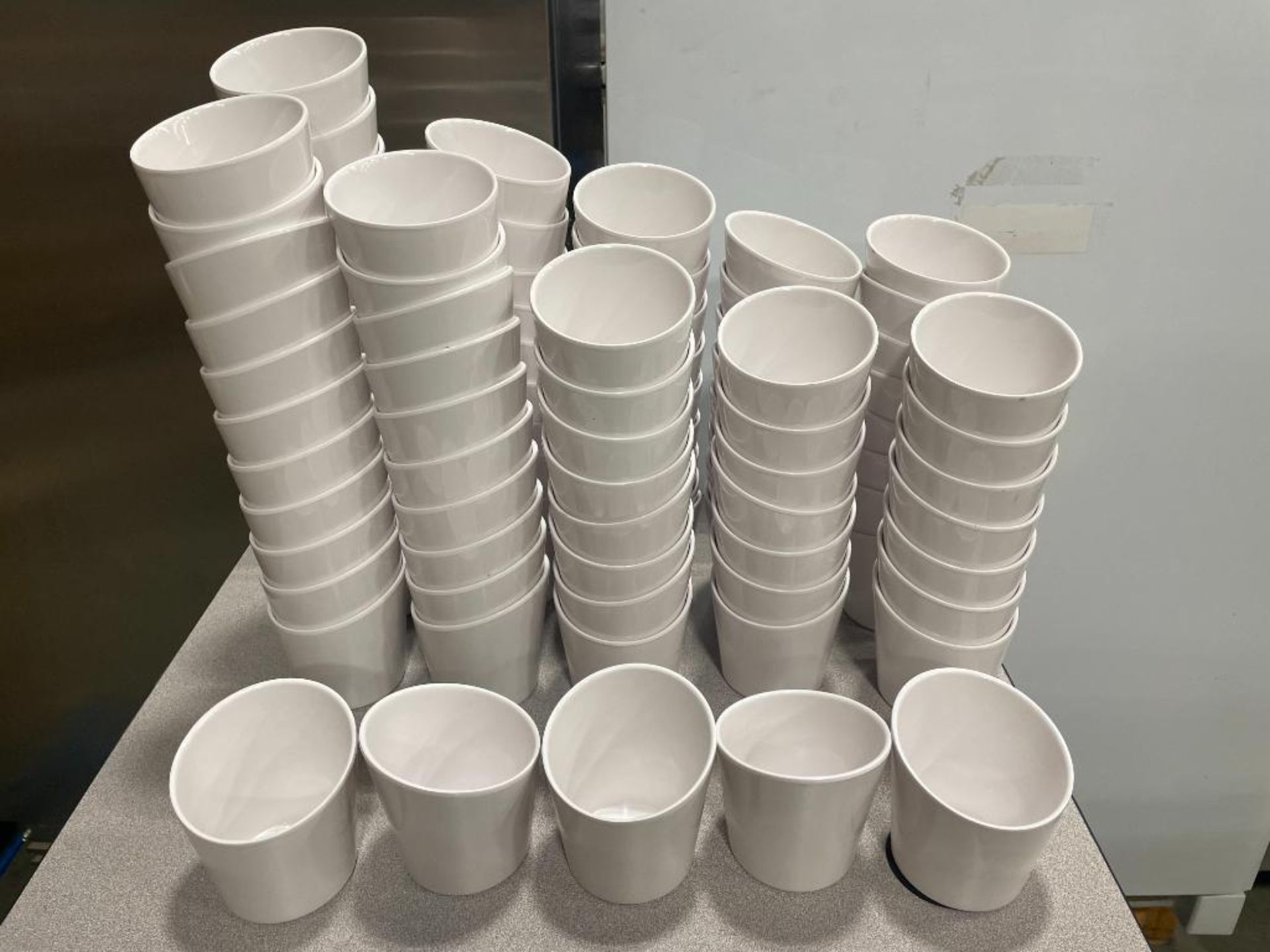 CASE OF 4.25" MELAMINE SLANTED FRY / APPETIZER CUP - Image 4 of 4