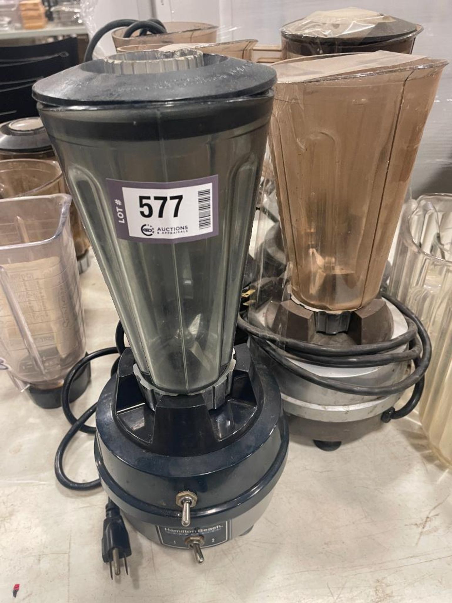 (5) HAMILTON BEACH BLENDERS WITH EXTRA JUGS - Image 2 of 5