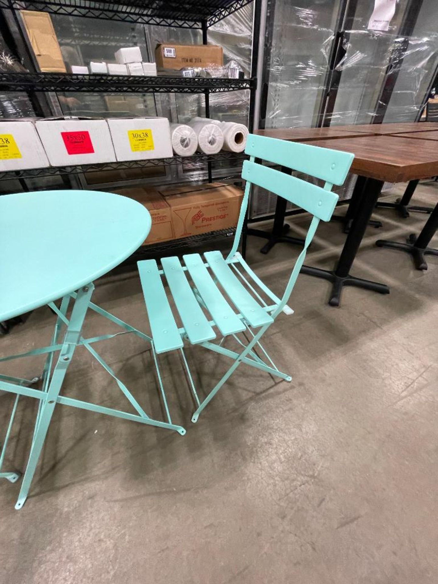 TEAL METAL FOLDING BISTRO TABLE WITH (2) CHAIRS - Image 4 of 6