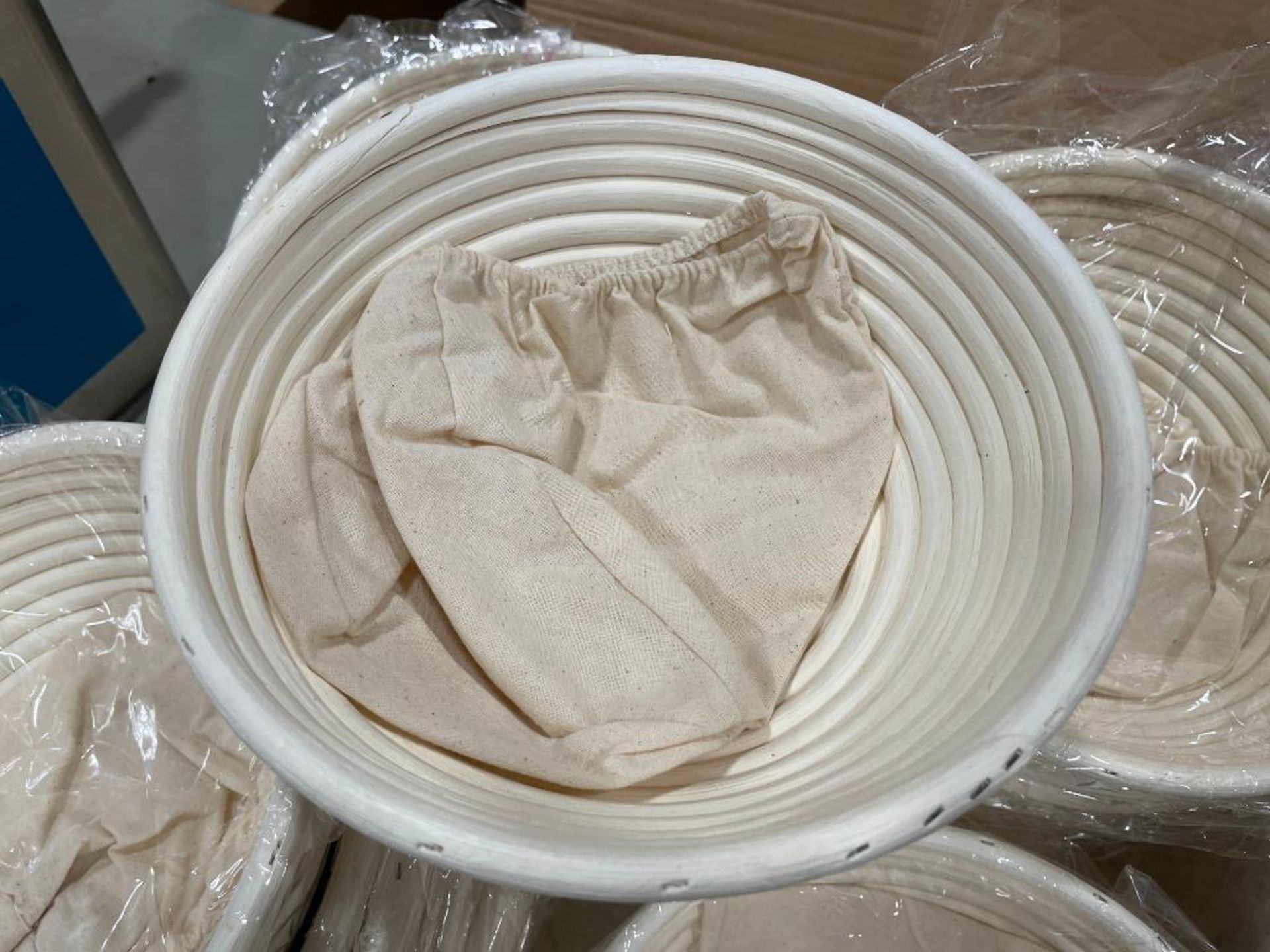 LOT OF APPROX. (20) 9" BREAD PROOFING BASKETS - Image 3 of 5