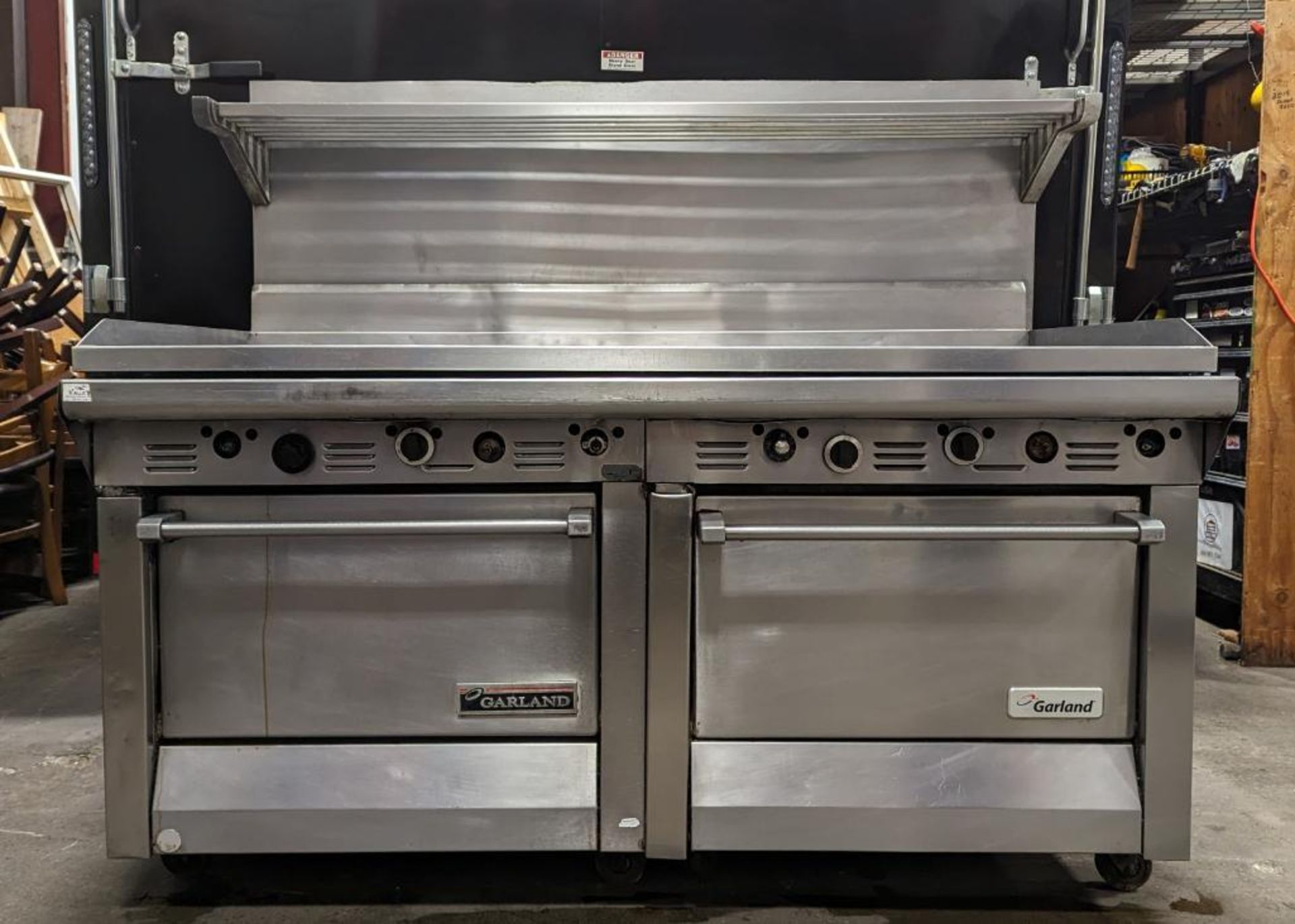 GARLAND M48-68R 68" GRIDDLE WITH DOUBLE STANDARD OVEN - Image 2 of 14
