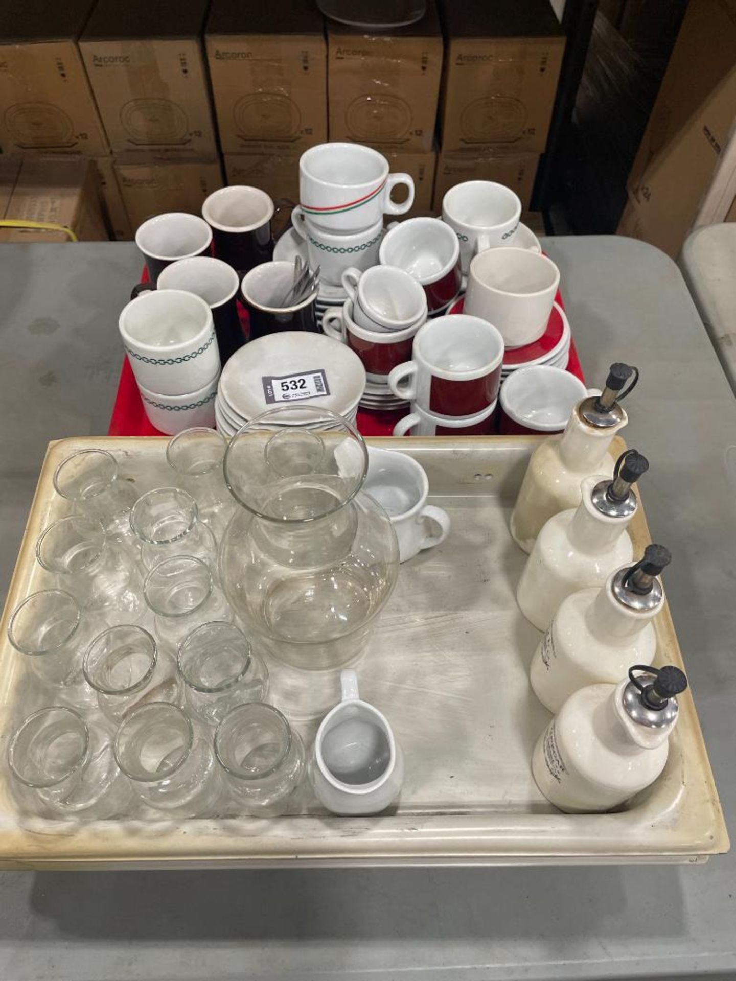 LOT OF ASSORTED GLASSWARE WITH VINEGAR BOTTLES & WHITE INSERTS - Image 6 of 6