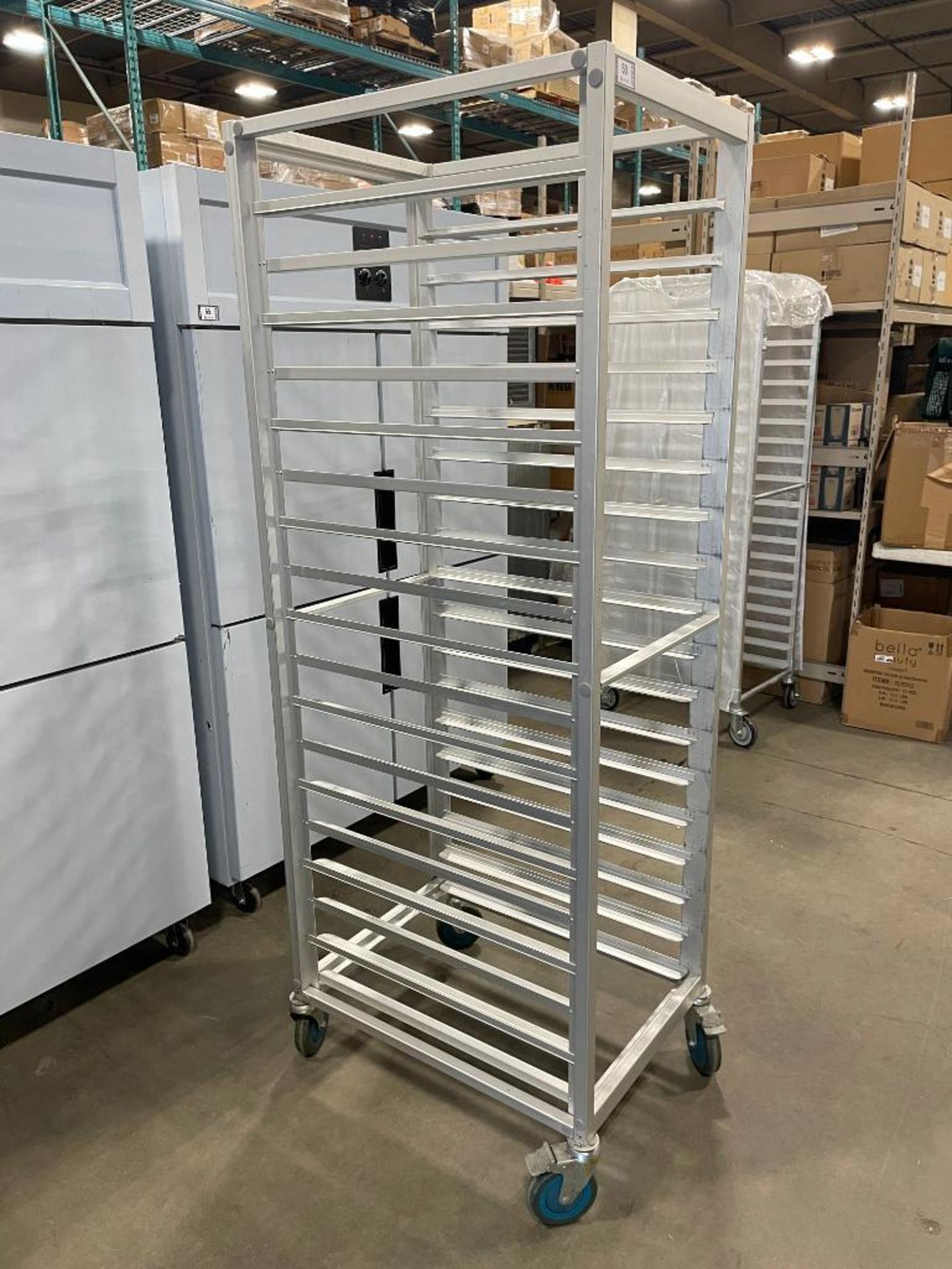 18-SLOT ALUMINUM MOBILE BUN PAN RACK - Image 3 of 5