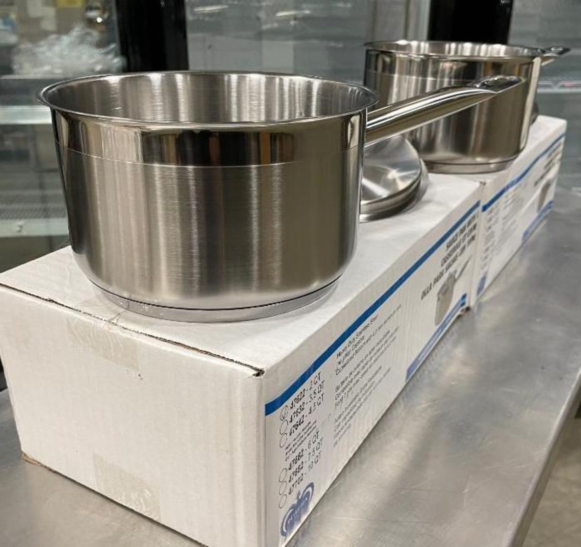 (2) 2QT HEAVY DUTY STAINLESS SAUCE PAN SET INDUCTION CAPABLE, JR 47622 - NEW - Image 3 of 7