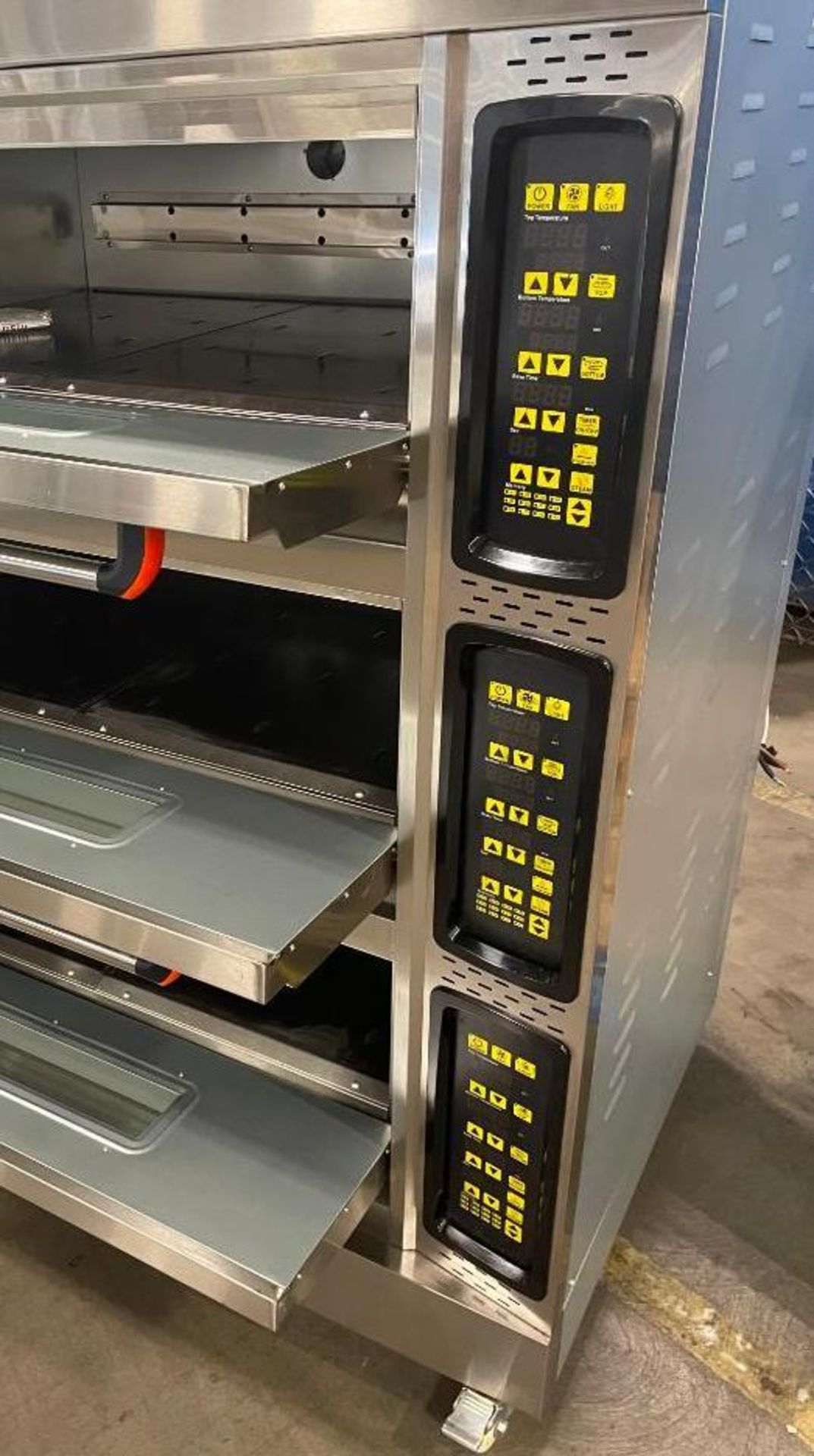 NEW HGB-306 TRIPLE DECK ELECTRIC OVEN - Image 6 of 13