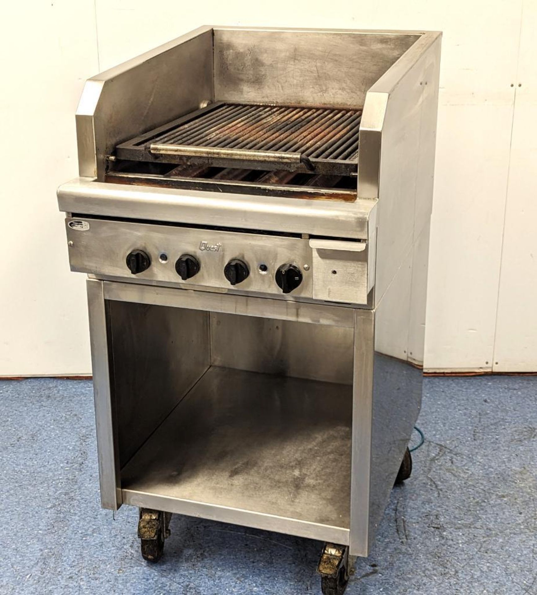QUEST QB-24 24" CHARBROILER WITH STAND - Image 3 of 8