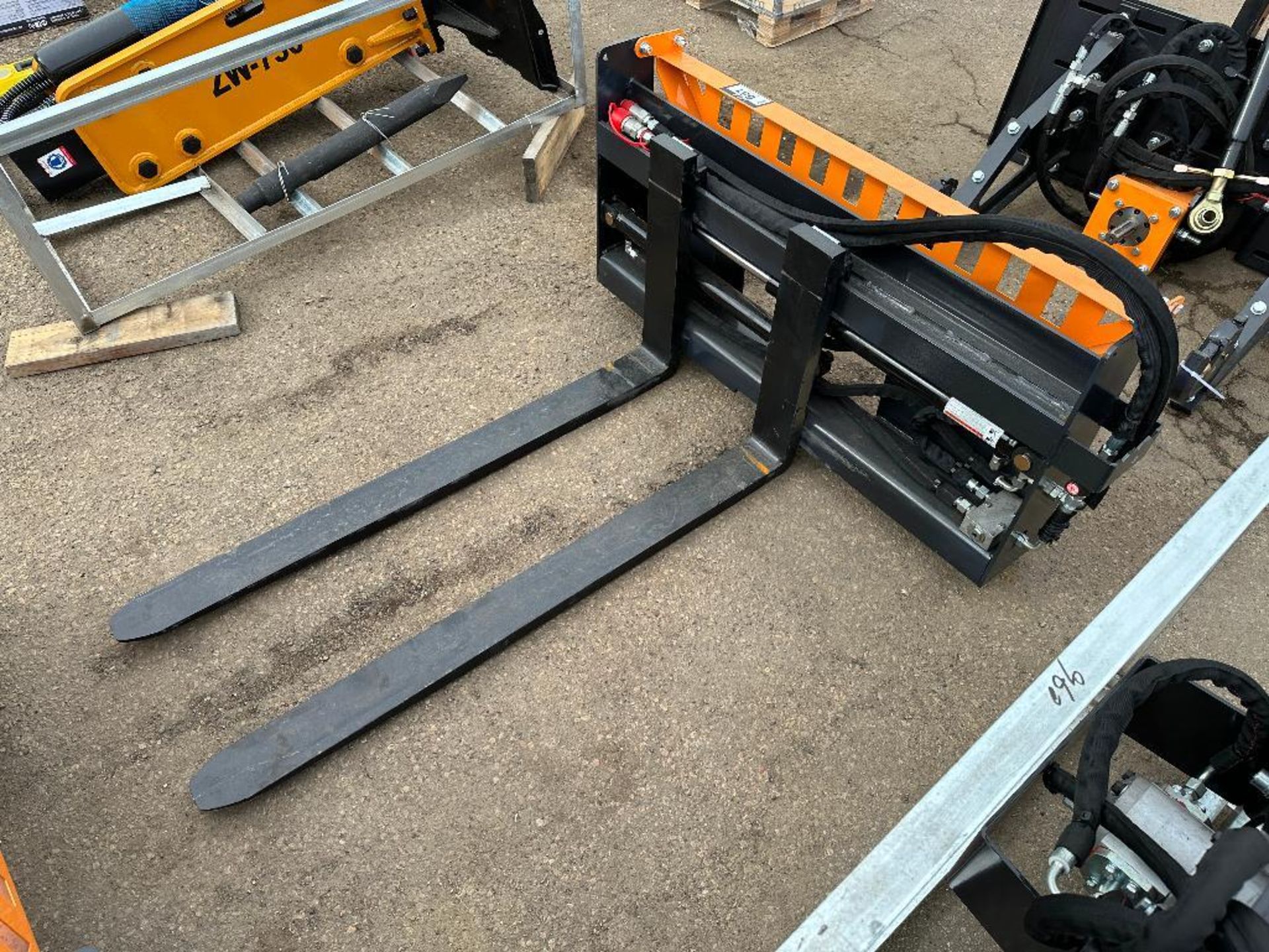 New 2023 Wolverine PFA-11-3300G Hydraulic Pallet Fork Skid Steer Attachment - Image 2 of 4