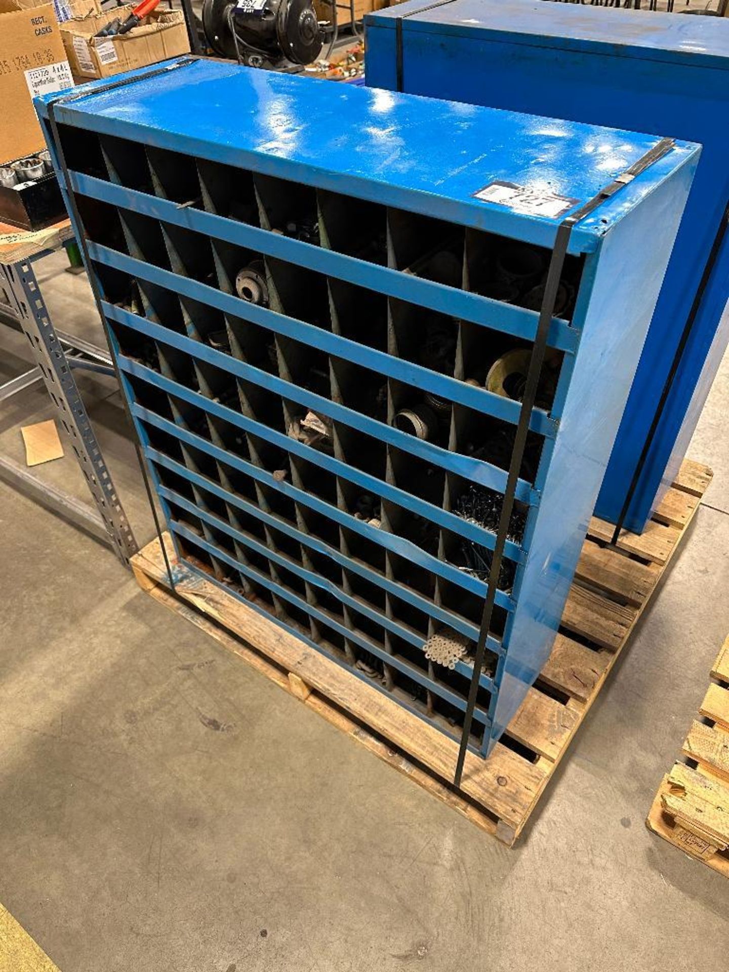 72 Compartment Bolt Bin w. asst. Hardware