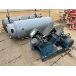 Quincy QT-25 Twin Head Air Compressor w. (2) Tanks