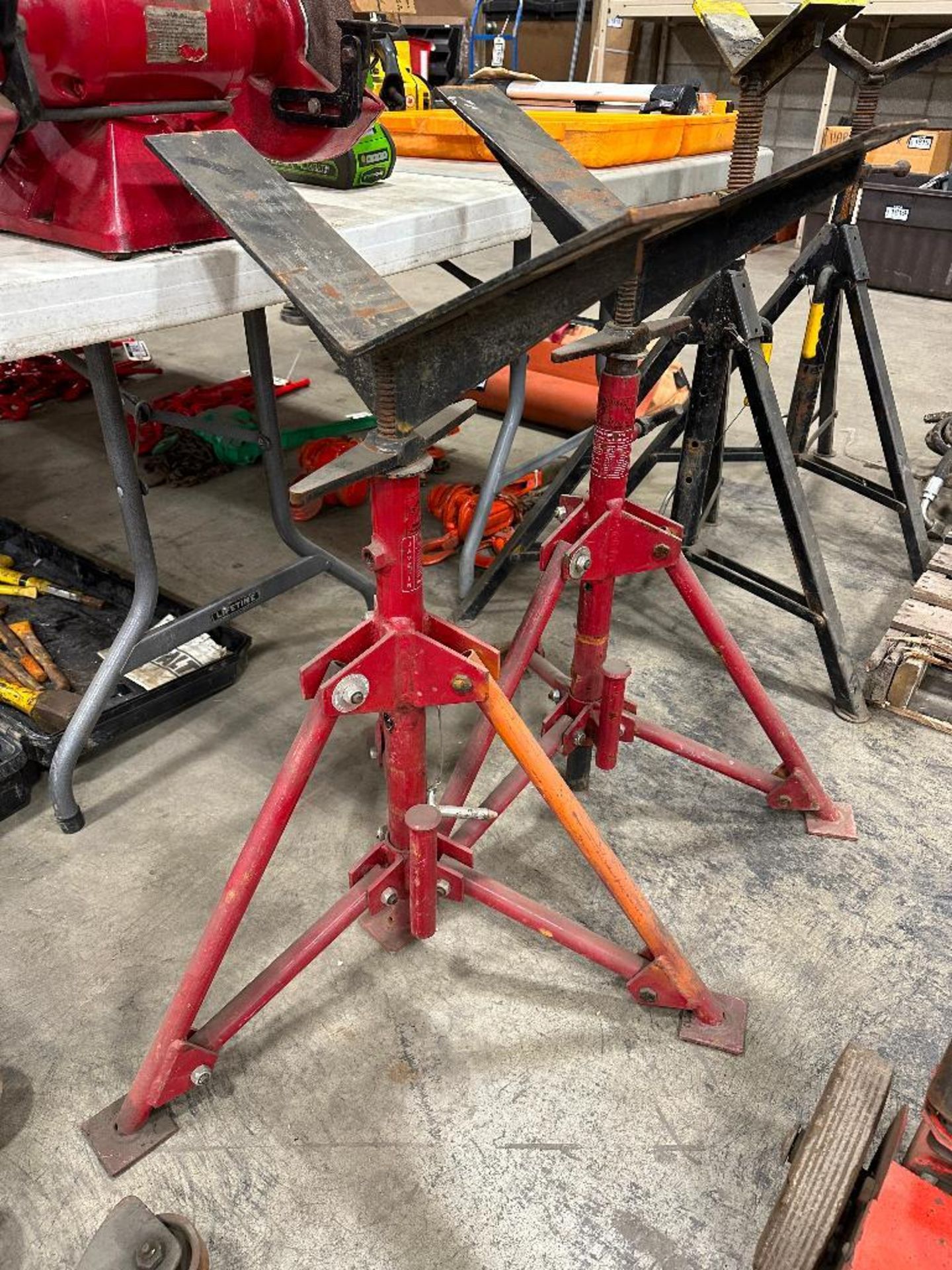 Lot of (2) Javelin Industrial V-Head Pipe Stands - Image 3 of 3