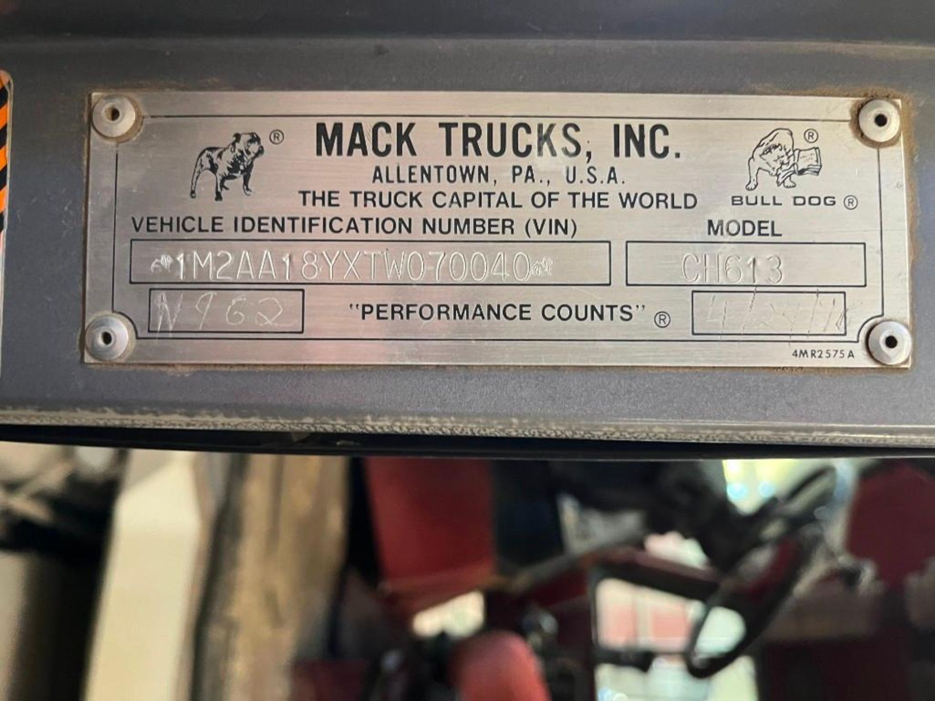 1996 Mack CH613 Tandem Axle Dump Truck. VIN 1M2AA18YXTW070040. - Image 9 of 14
