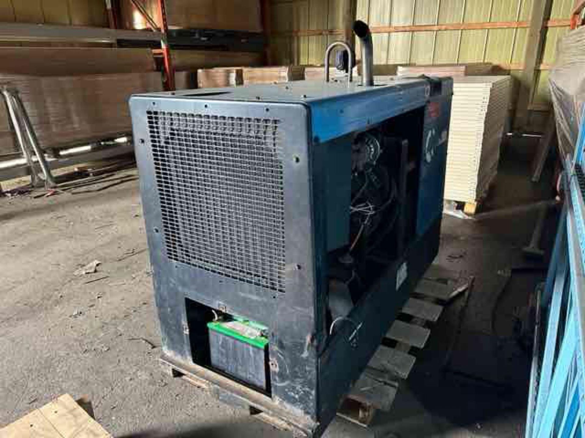 Miller Big Blue 500P Diesel Welding 15kw Generator, Hours 7104.5 - Image 8 of 10