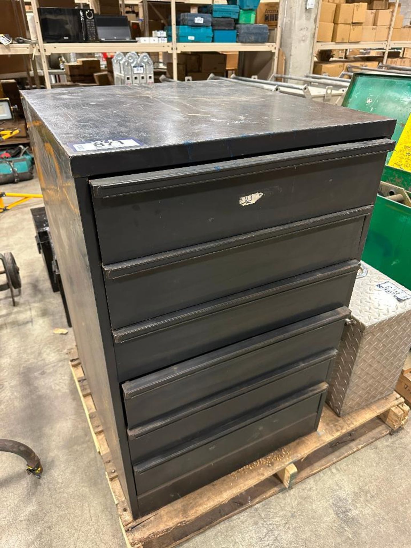 25" X 28" X 38" 6-Drawer Parts Cabinet