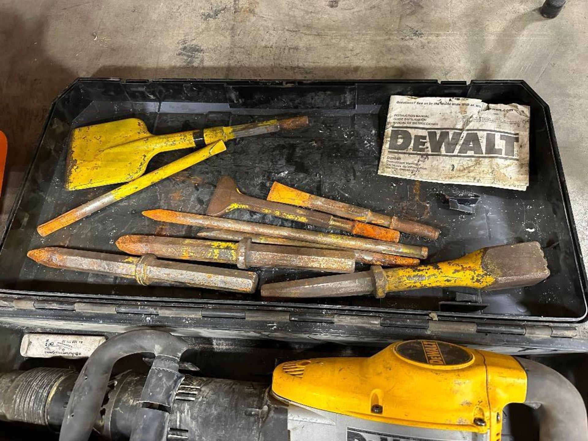 DeWalt D25940 Demolition Hammer w/ Asst. Bits, etc. - Image 5 of 5