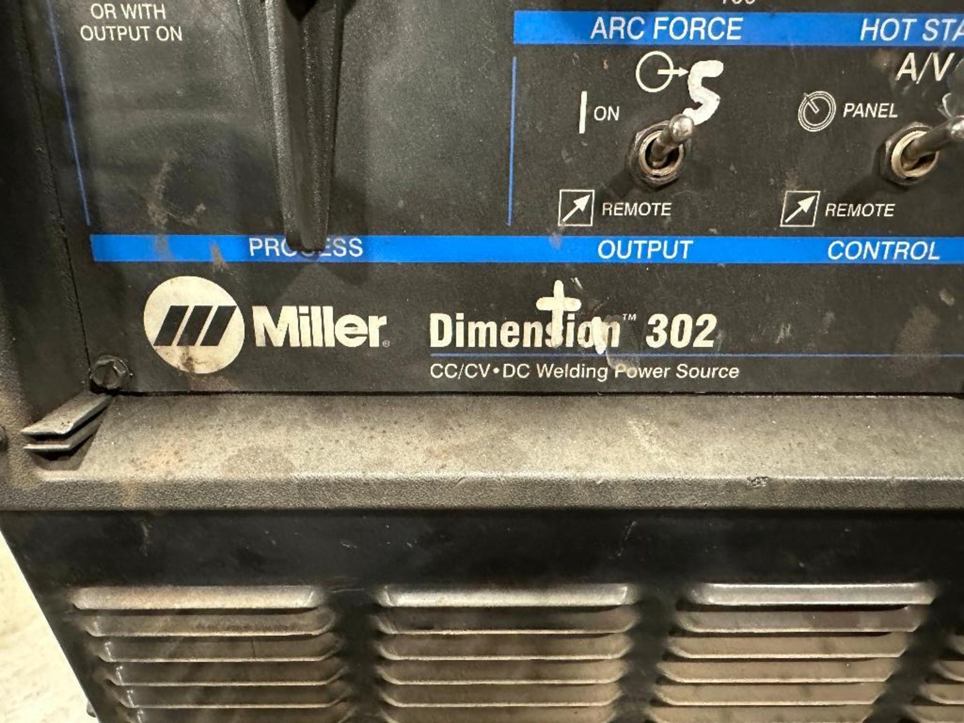 Miller Dimension 302 Welder w. cables - Image 6 of 7