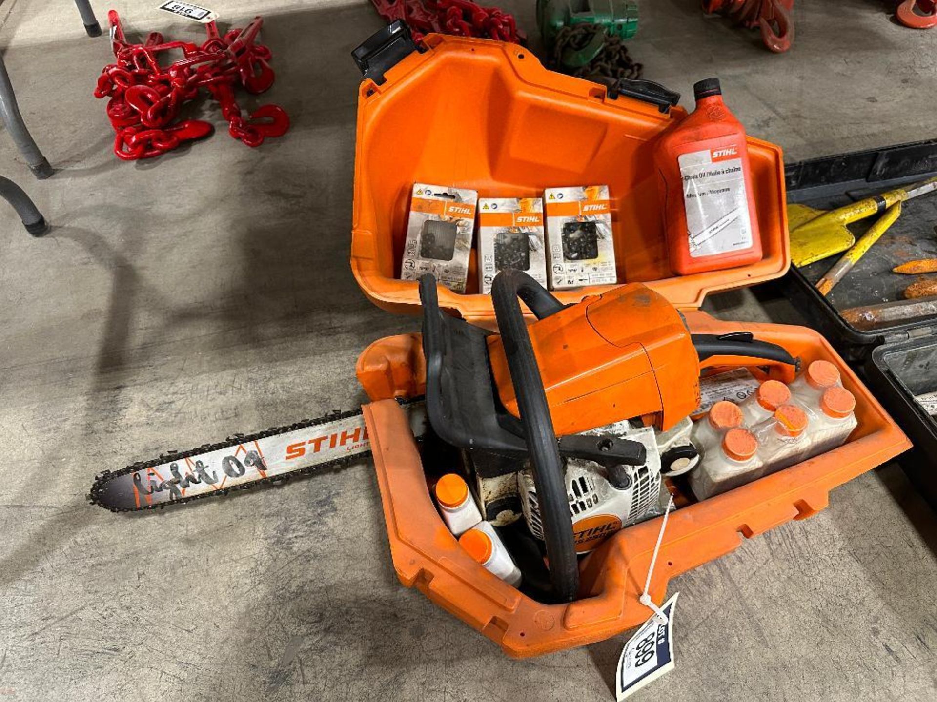 Stihl MS 250C Gas Chainsaw w/ Asst. Chain Oil, (3) Chains, Engine Oil, etc. - Image 2 of 9