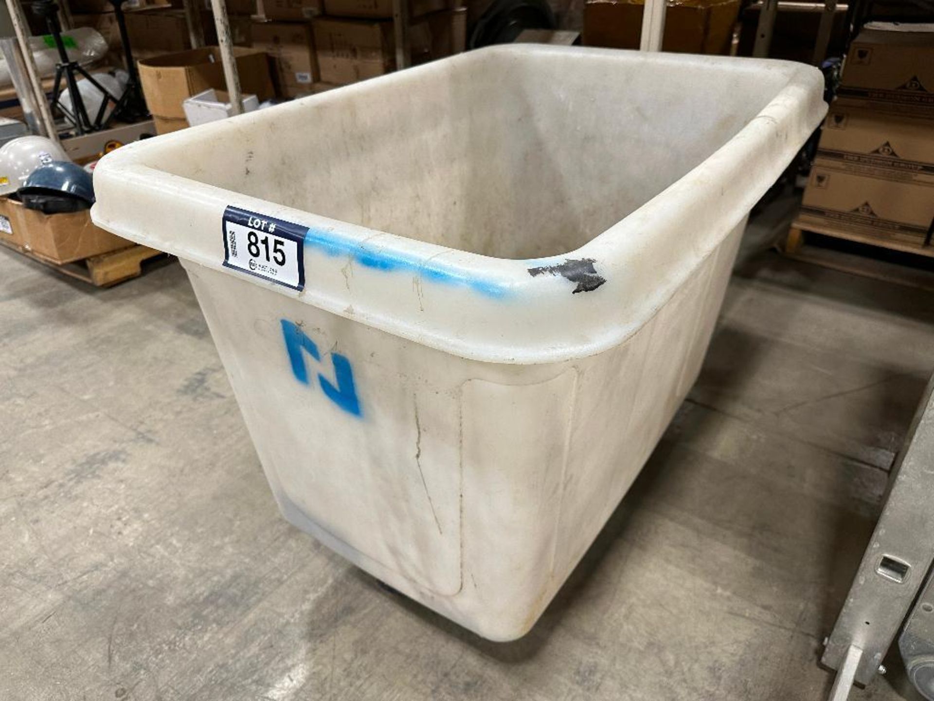 Mobile Plastic Material Cart