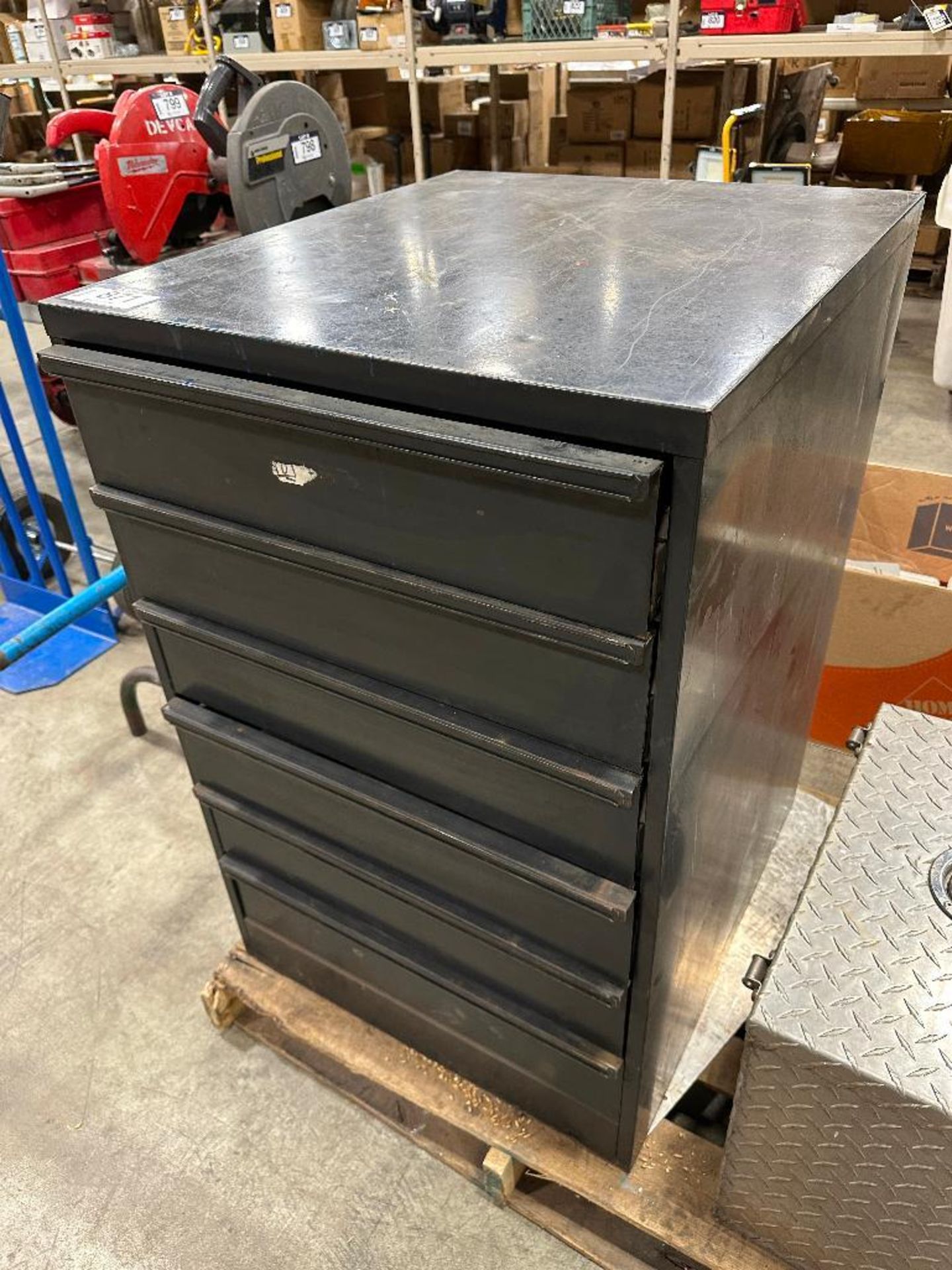 25" X 28" X 38" 6-Drawer Parts Cabinet - Image 2 of 2