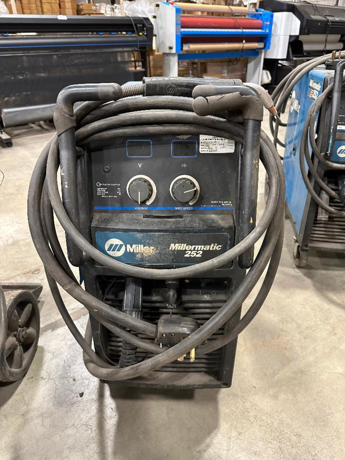 Miller Millermatic 252 Welding Machine w. Cables - Image 3 of 7