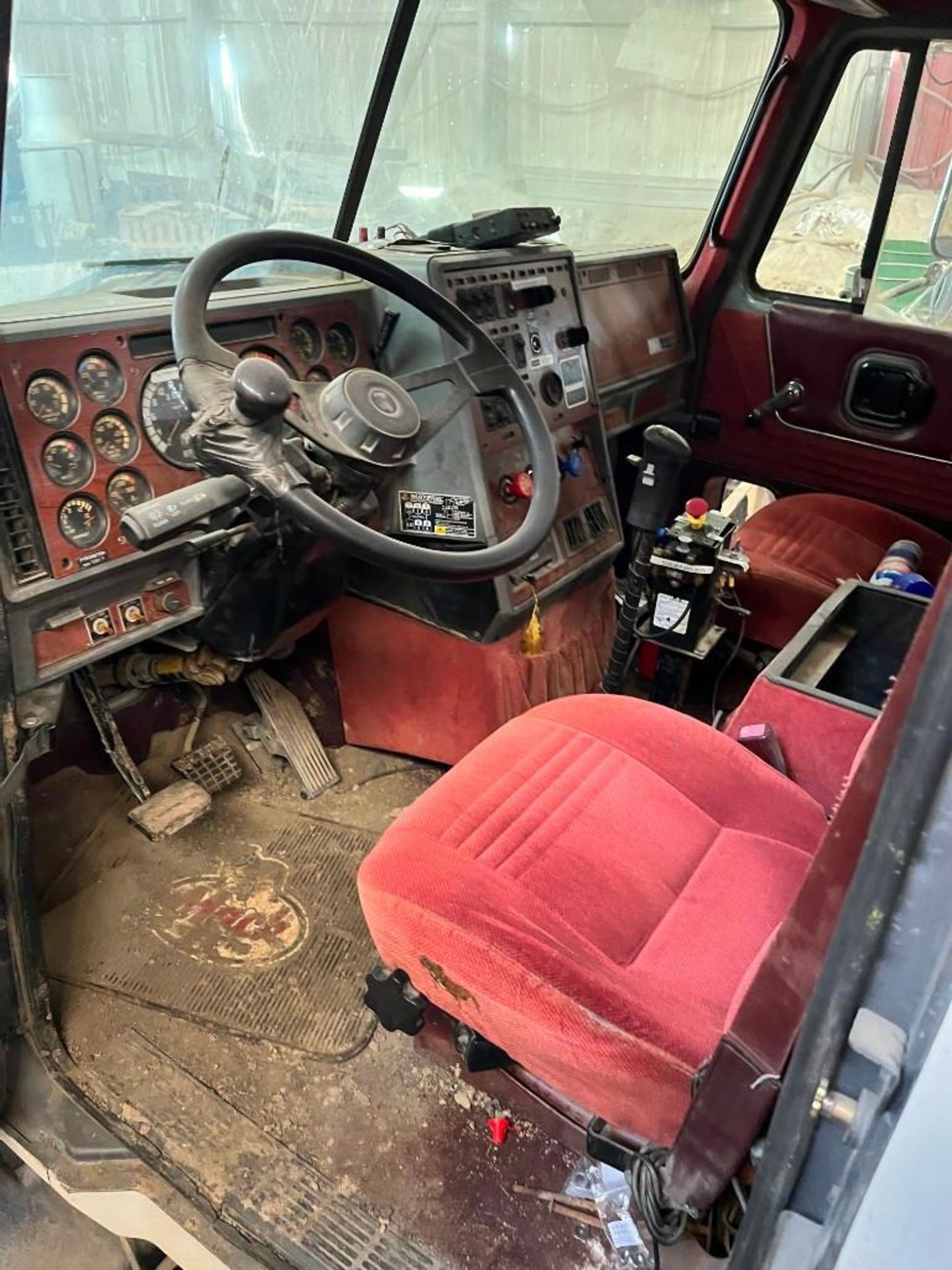 1996 Mack CH613 Tandem Axle Dump Truck. VIN 1M2AA18YXTW070040. - Image 3 of 14