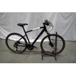 Scott Sub Cross 10 Men Large Hybrid Bike.