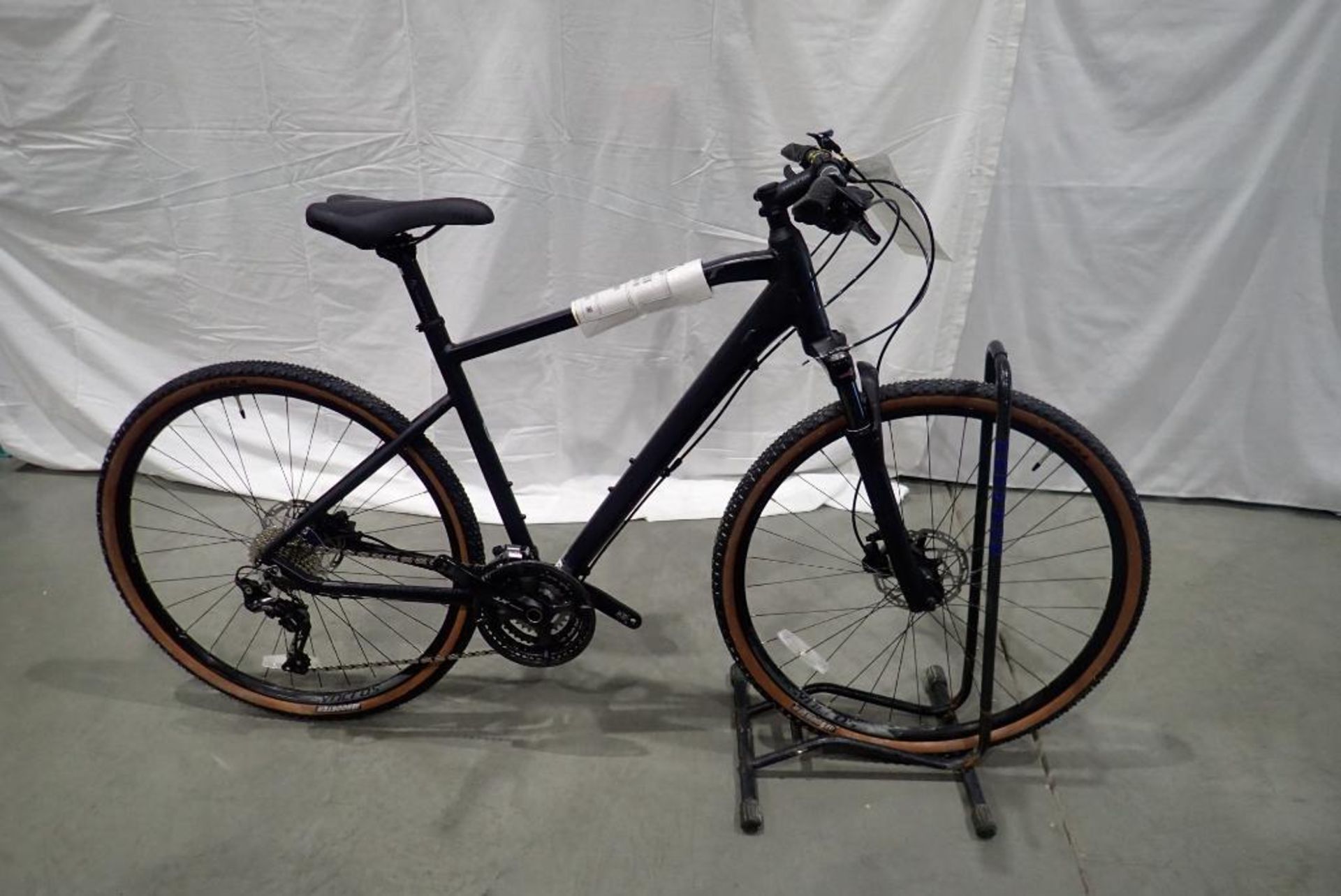 Scott Sub Cross 10 Men Large Hybrid Bike.