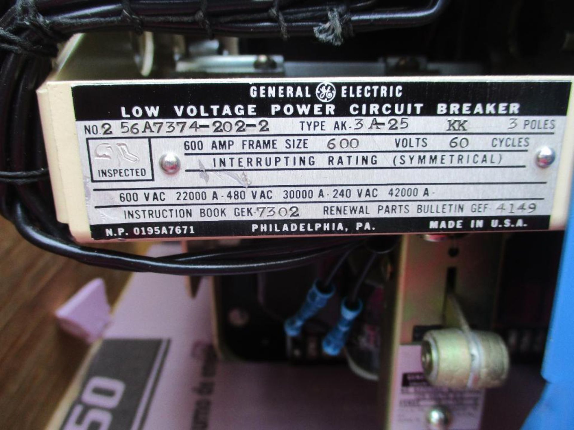 GENERAL ELECTRIC LOW VOLTAGE POWER CIRCUIT BREAKERS (1) AK2A-25-1 NO 209A1555-301 MF 3 POLE 600AMP A - Image 11 of 12