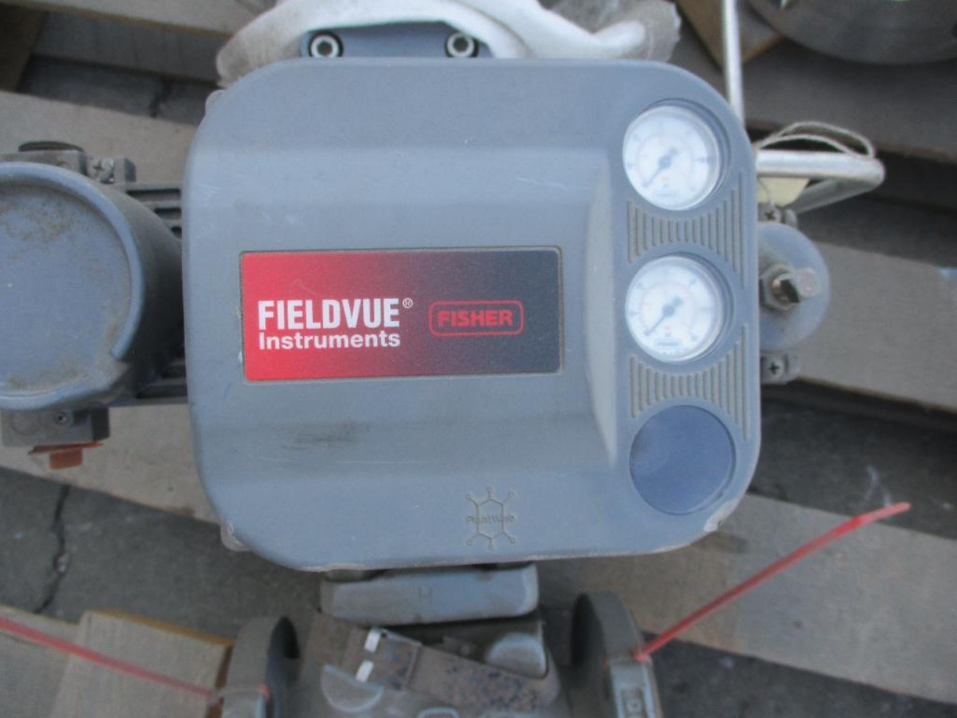 FISHER FIELDVUE 1 EZ 667 SIZE 30 3582 VALVE ACTUATOR - Image 2 of 5