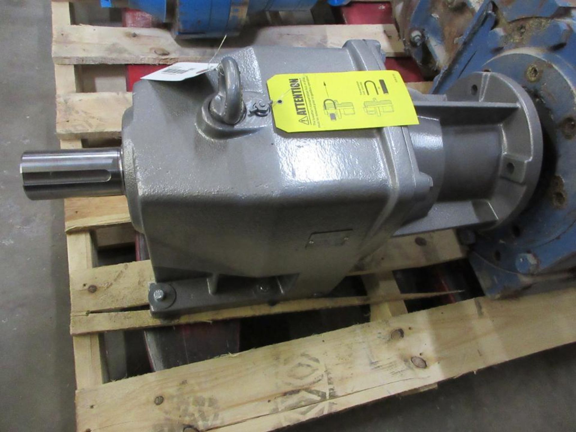 NORD DRIVESYSTEMS SK 52 180TC2 INLINE GEAR REDUCER (THIS LOT IS FOB CAMARILLO CA) - (There will be a - Image 2 of 5