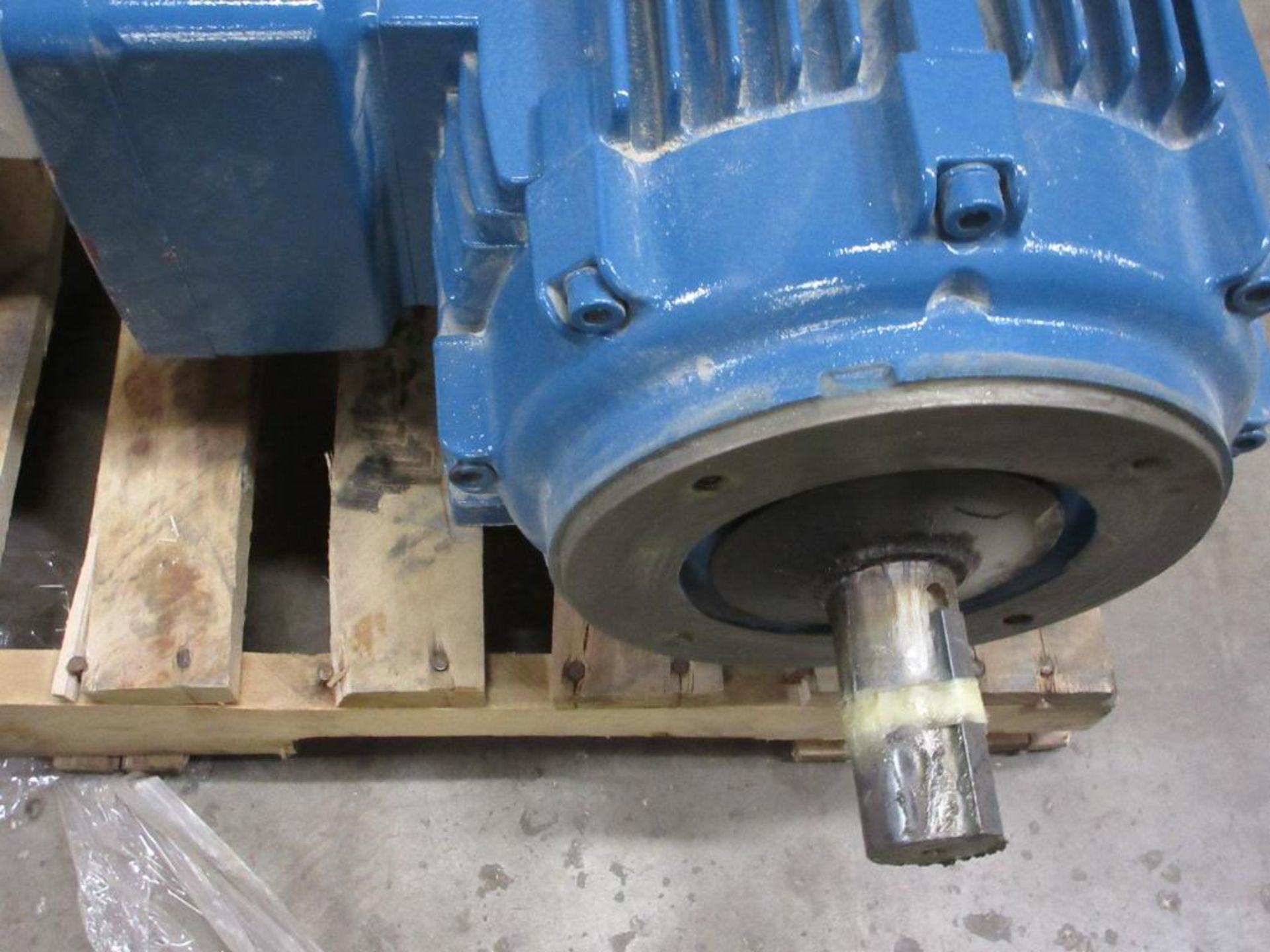 WEG 02018XT3E256TC 20HP 1770RPM 256TC FRAME 3 PHASE ELECTRIC MOTOR (THIS LOT IS FOB CAMARILLO CA) - - Image 5 of 5