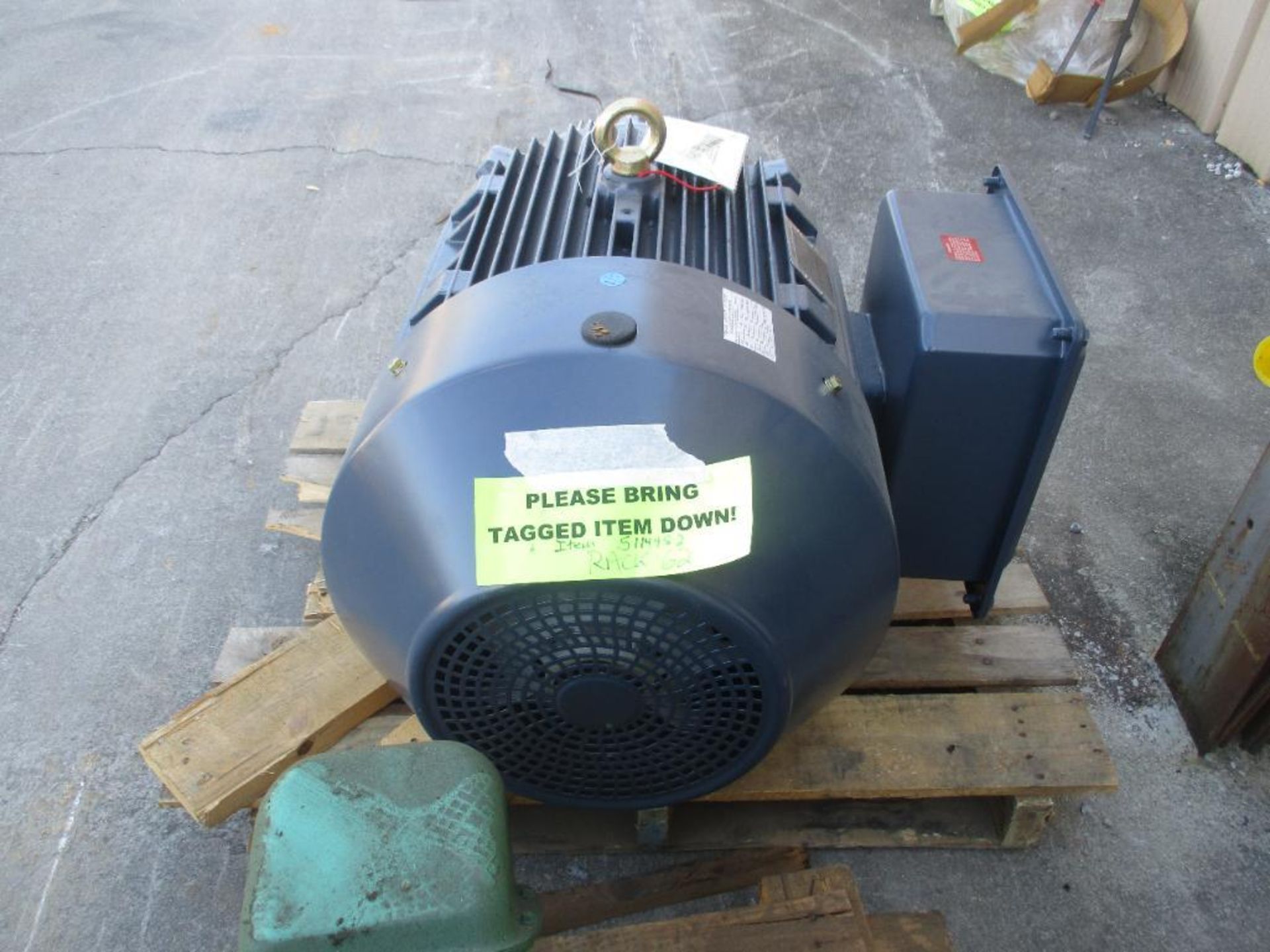 LEESON ULTIMATE E MODEL D405T17FB12 AA H CAT NO B199040.00 100HP 1785RPM 60HZ 3 PHASE FRAME 405T GEN - Image 4 of 6