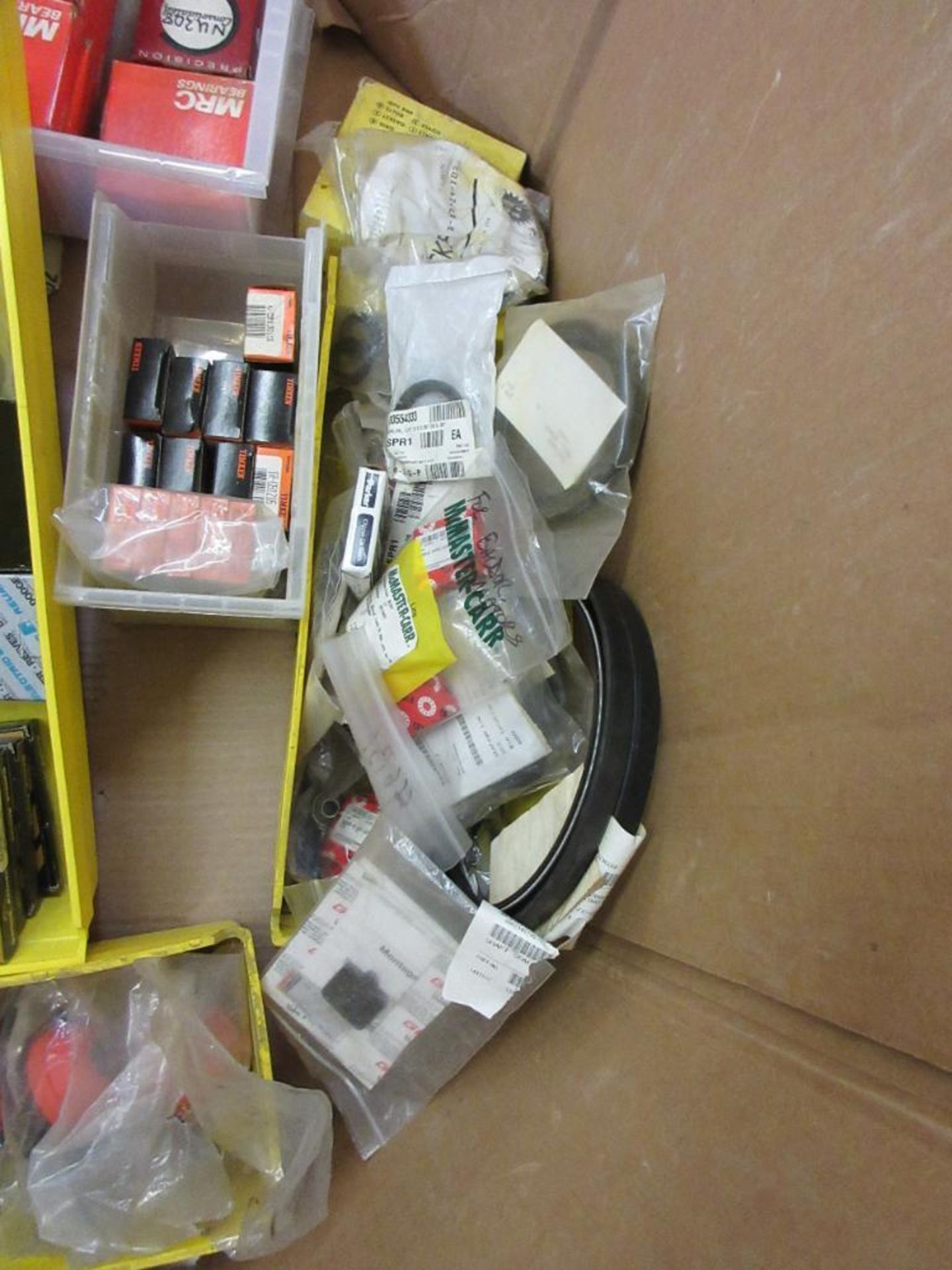 PALLET WITH BINS OF MISCELLANEOUS BEARINGS SEALS ETC INCLUDING SKF TIMKEN MRC DODGE MRC CATERPILLAR - Image 10 of 10