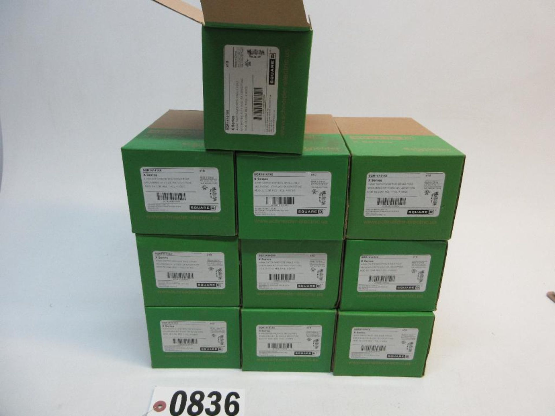 (10) SQUARE D SQR14141XX X SERIES 4-WAY SWITCH MOD RESI SINGLE POLE 10 PER BOX NEW (THIS LOT IS FOB