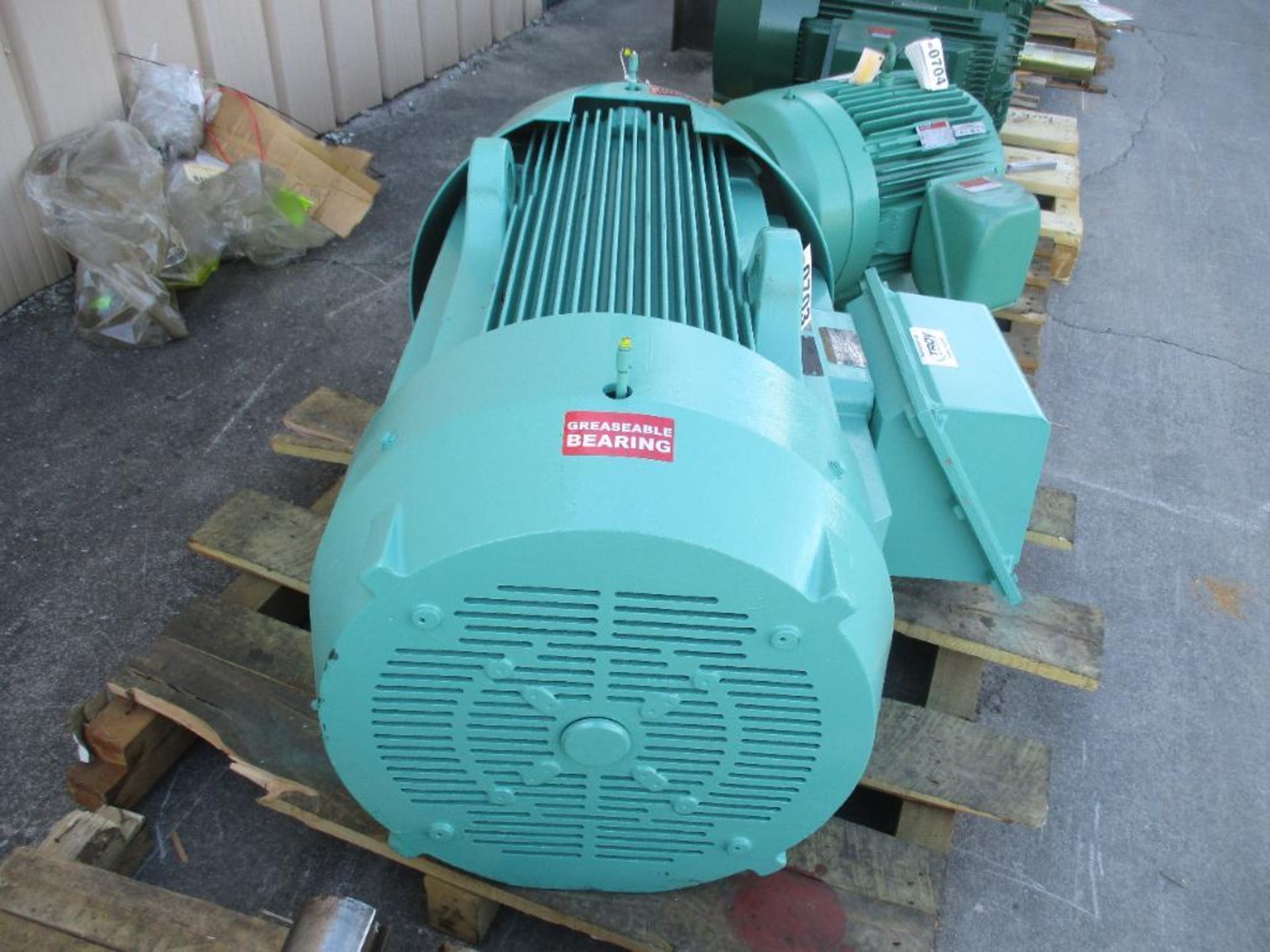 BALDOR-RELIANCE CRUSHER DUTY MOTOR ECR93504T-4 350HP 1785RPM 60HZ 3 PHASE 3047# LBS (THIS LOT IS FOB - Bild 4 aus 6