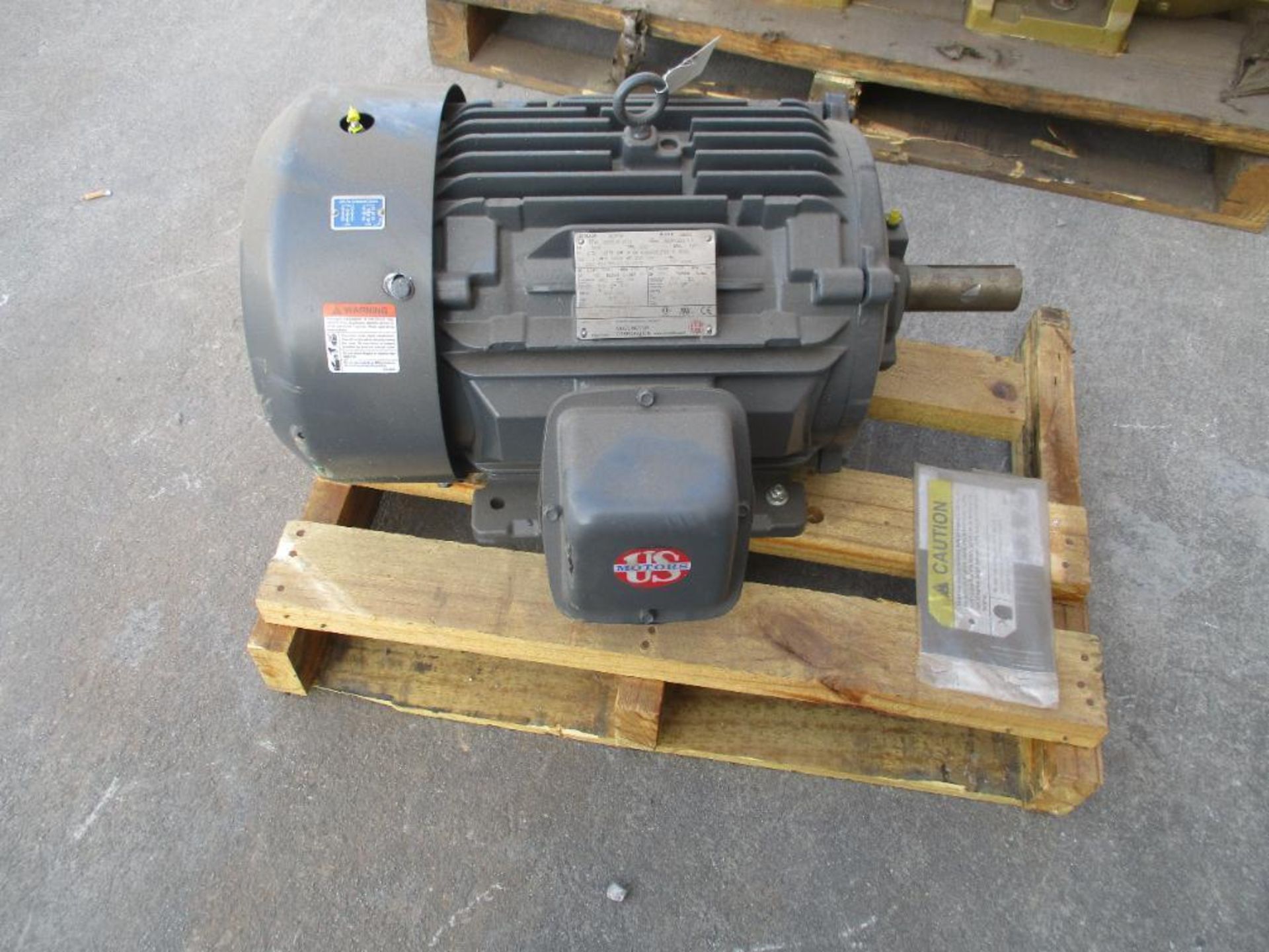 US MOTORS 3 PHASE 50-60HP 980-1180RPM 254T FRAME A/C MOTOR P/N HD7P3E250# LBS (THIS LOT IS FOB KNOXV - Bild 3 aus 6