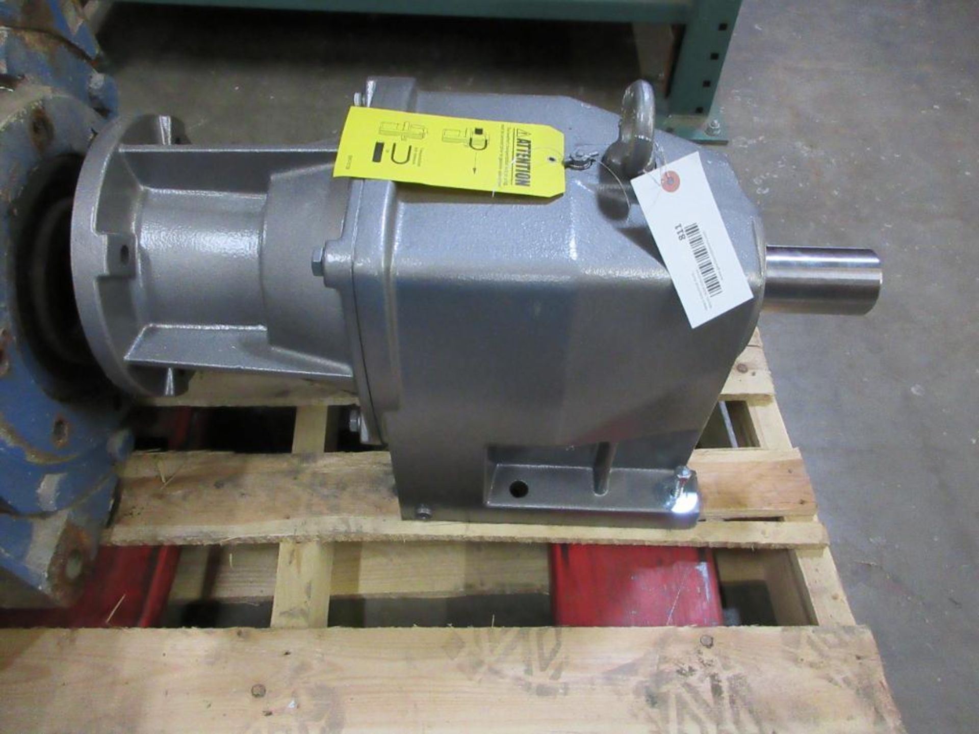 NORD DRIVESYSTEMS SK 52 180TC2 INLINE GEAR REDUCER (THIS LOT IS FOB CAMARILLO CA) - (There will be a