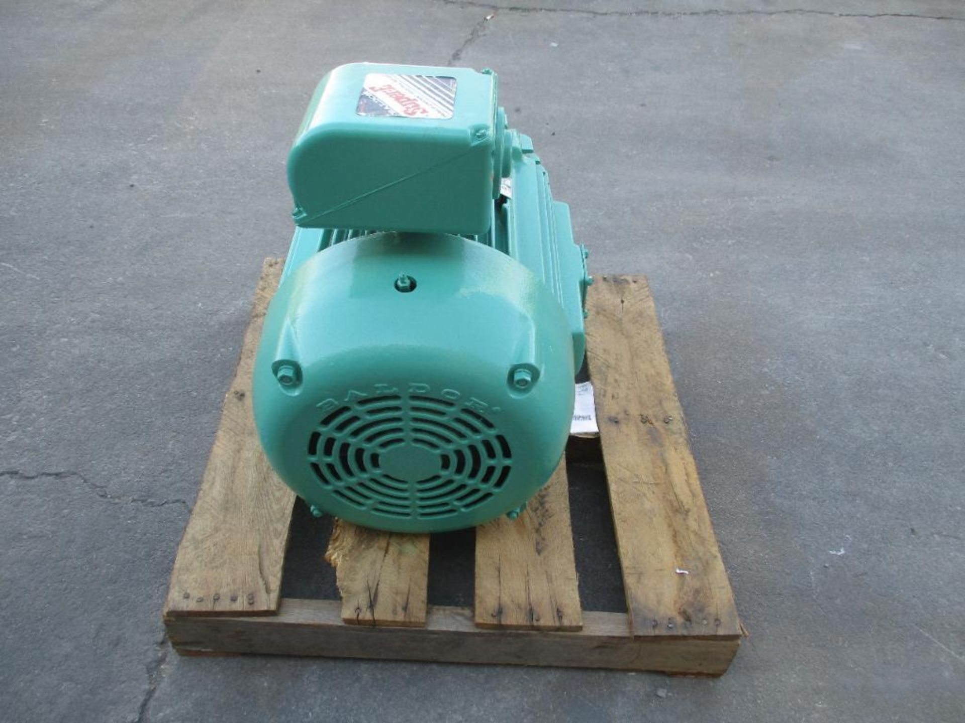BALDOR 3 PHASE 50HP 1800RPM 326T FRAME A/C MOTOR P/N EM4115T 646# LBS (THIS LOT IS FOB KNOXVILLE TN) - Image 3 of 5